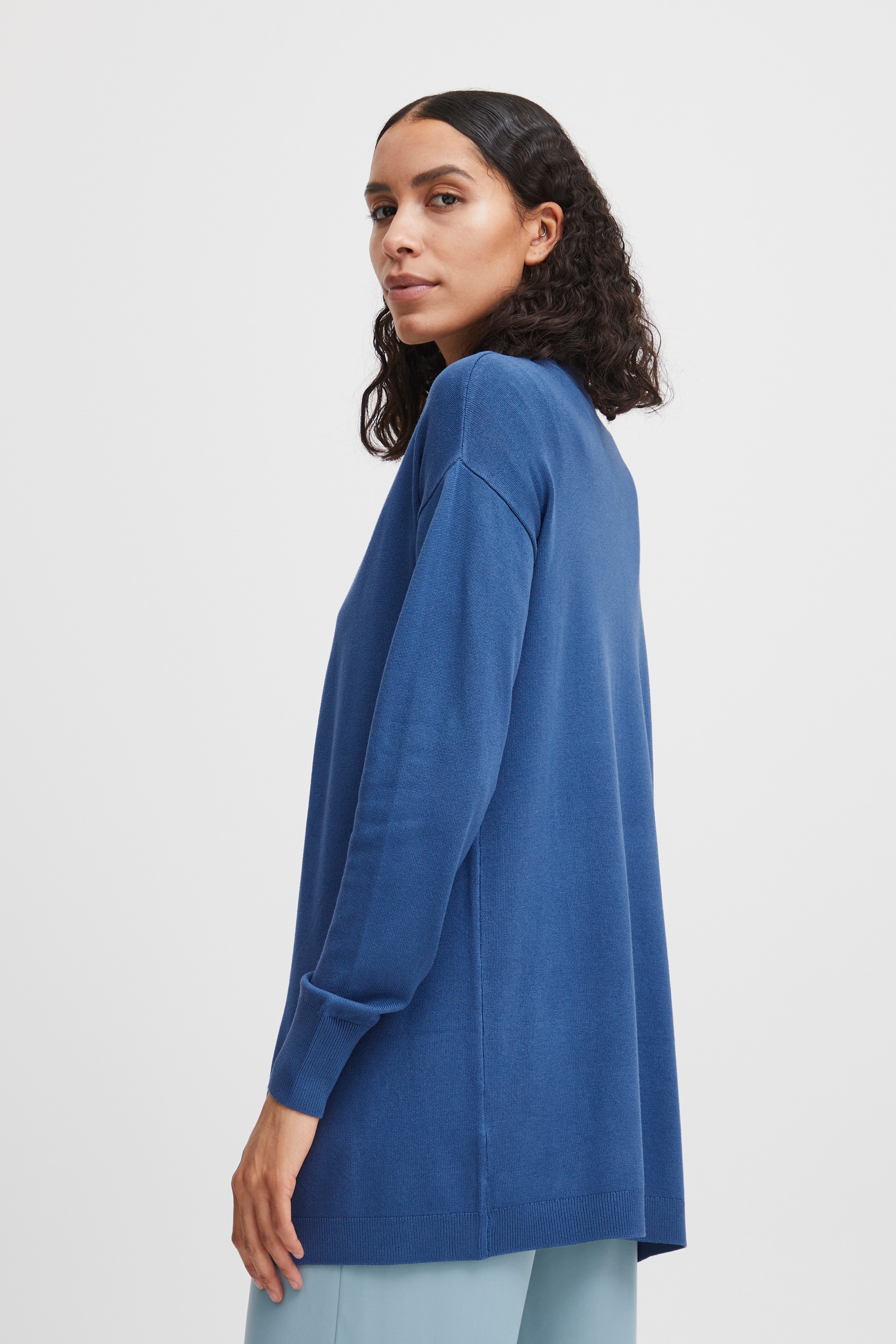 BYMMORLA Cardigan LOOKBOOK FRONT 20814392-194030
