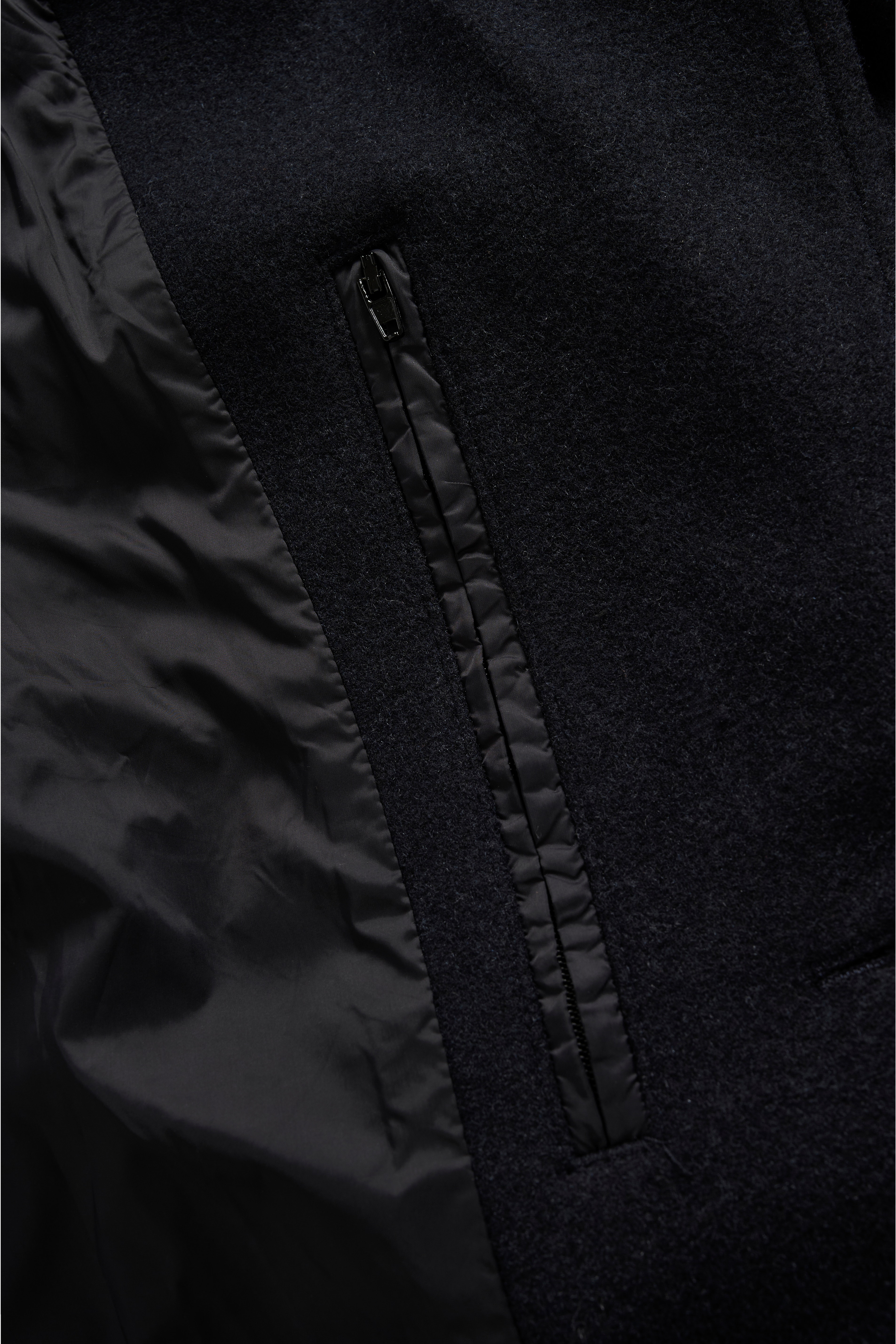MAbreather Coat PACK DETAIL 30207447-194011