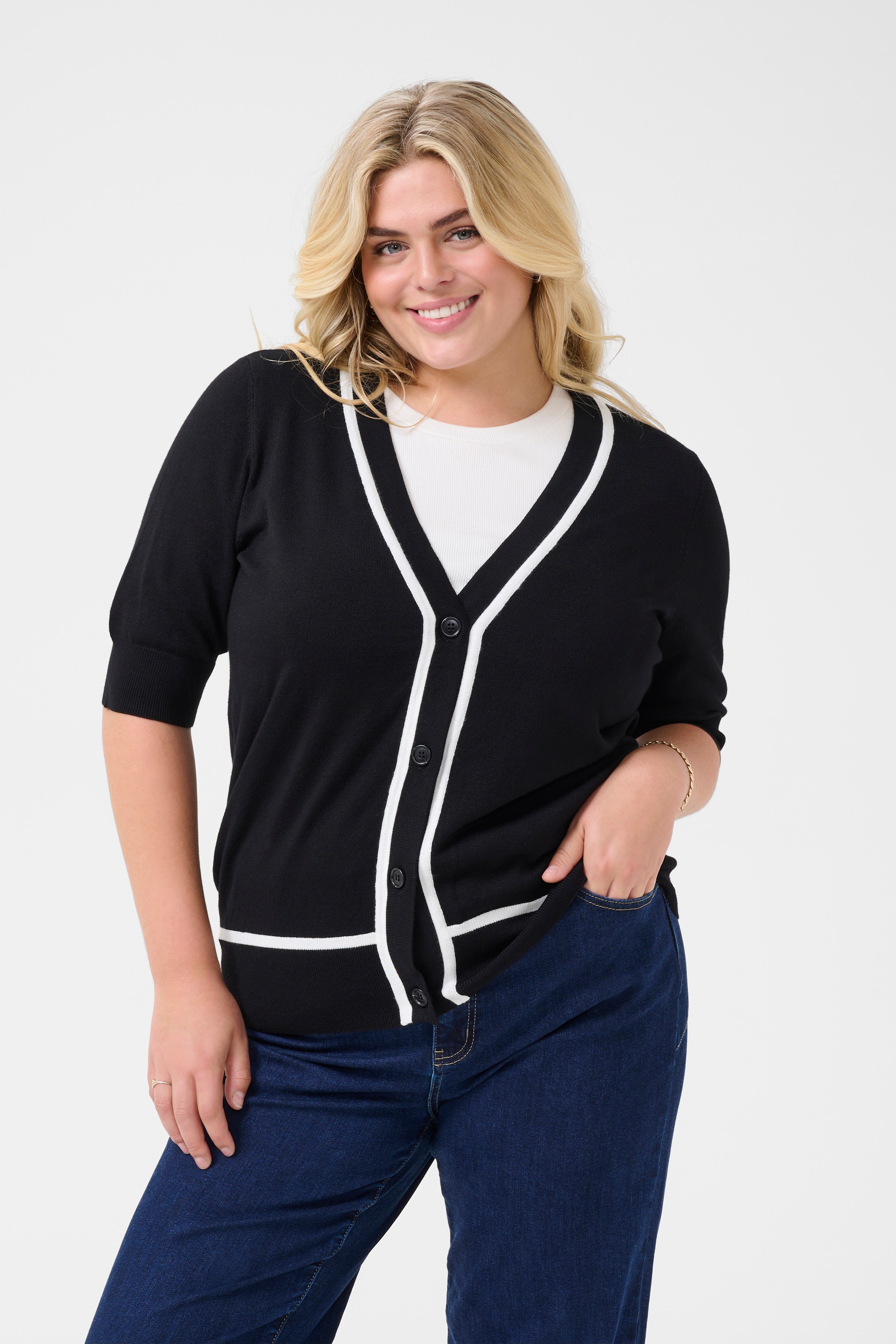 KCmallie Vest LOOKBOOK FRONT 10583454-100121