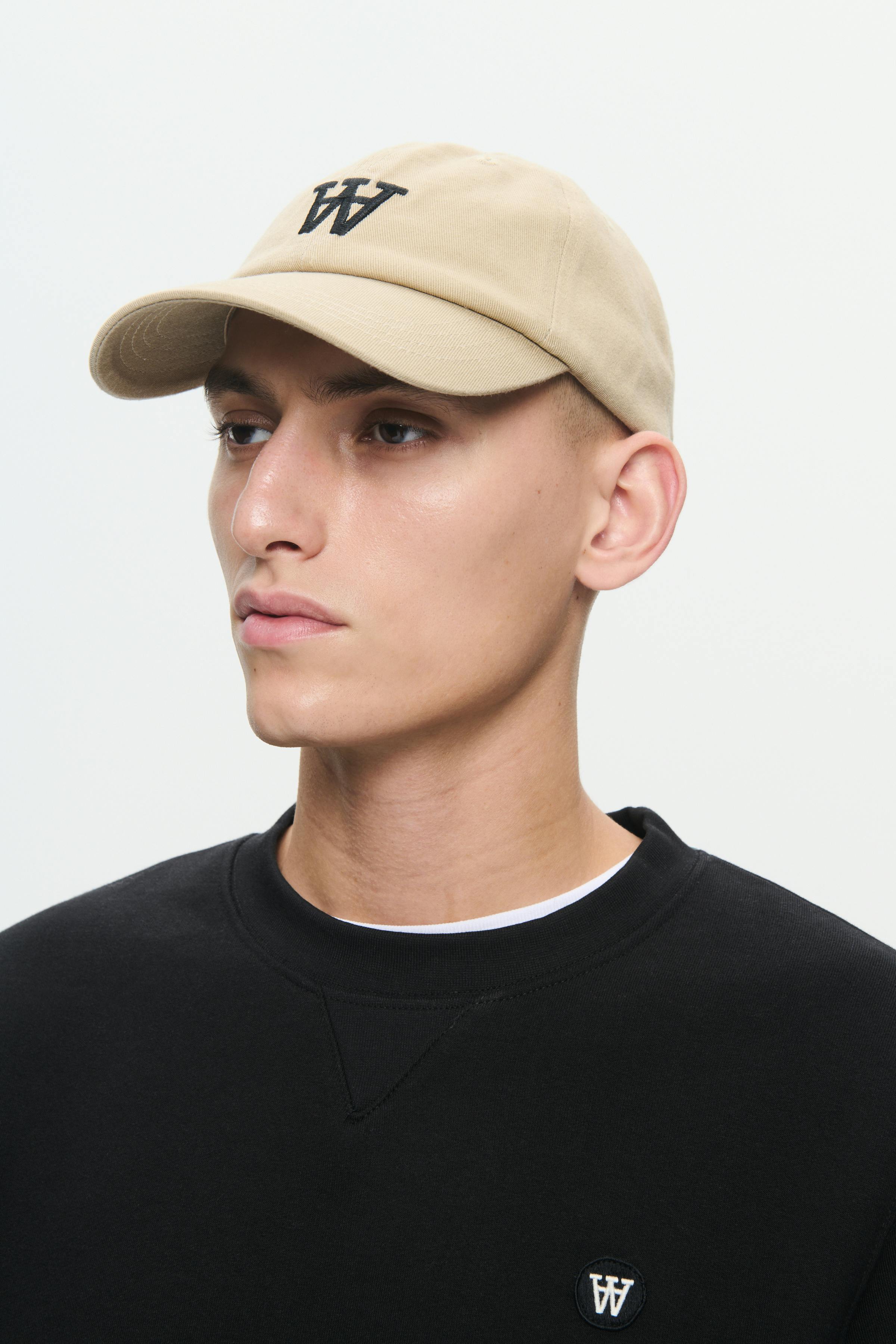 WWEli Cap LOOKBOOK DETAIL 30251374-171115