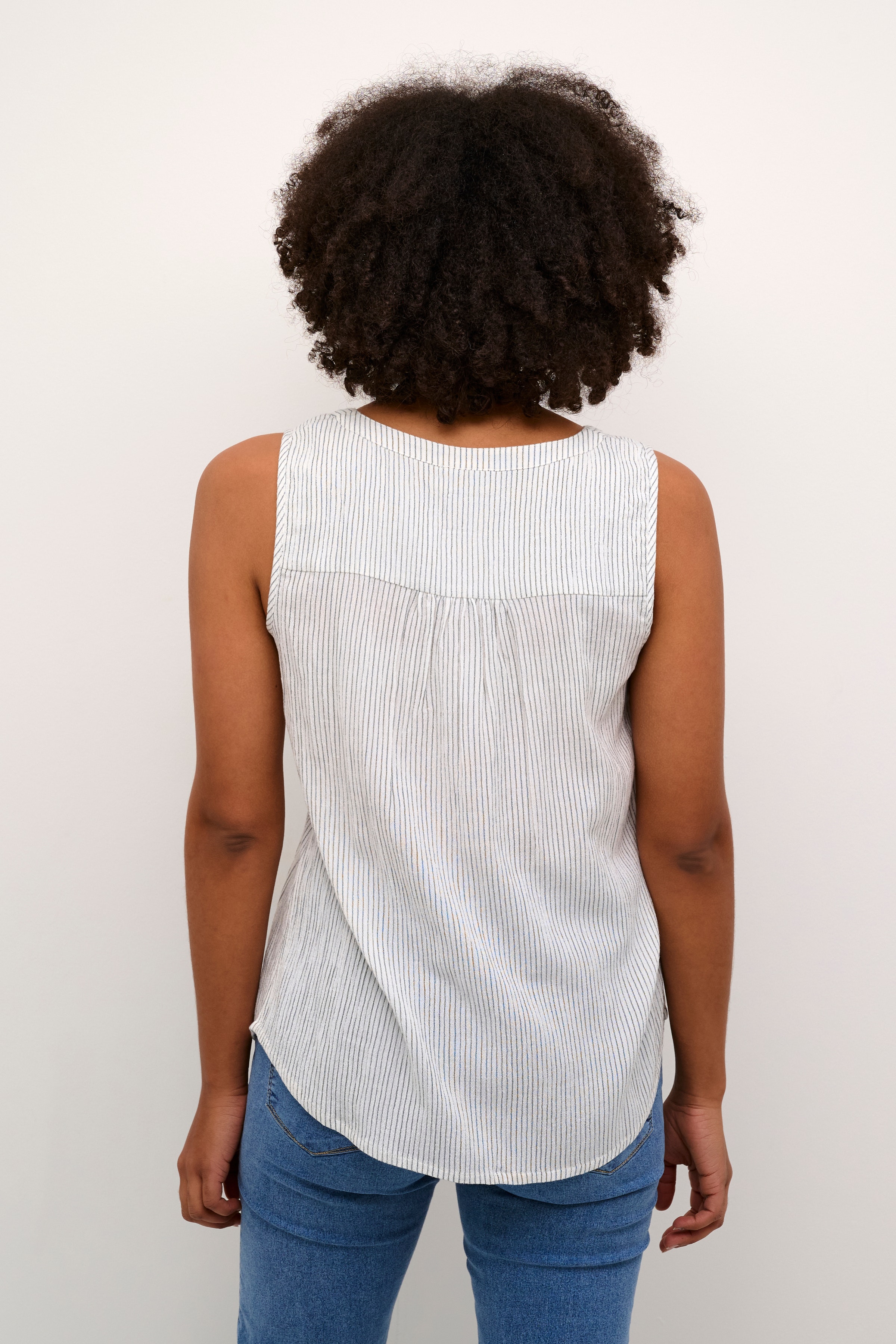 Amber Bluse LOOKBOOK BACK 10501279-106508