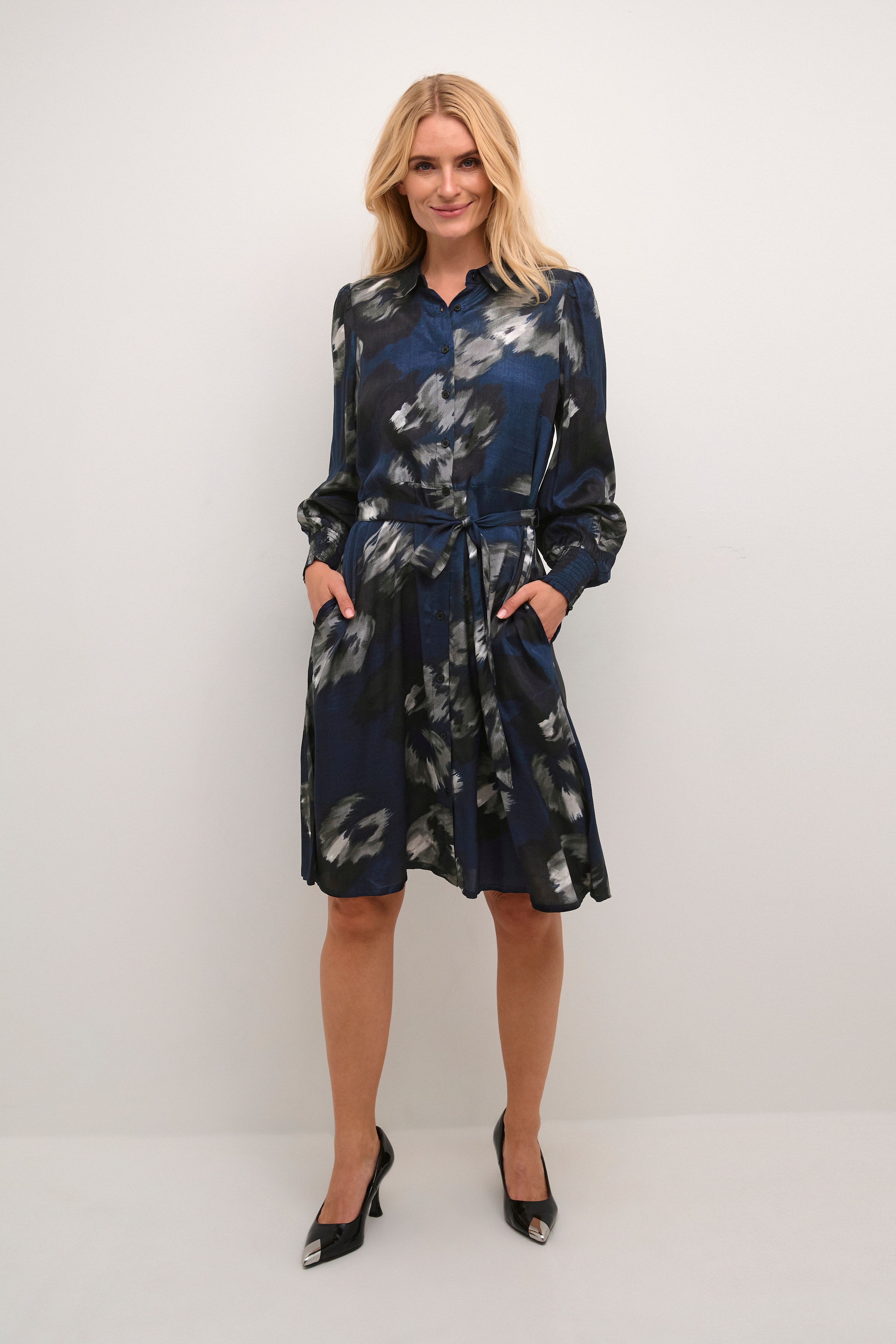 KAlouisa Kjole LOOKBOOK FRONT 10508099-105456