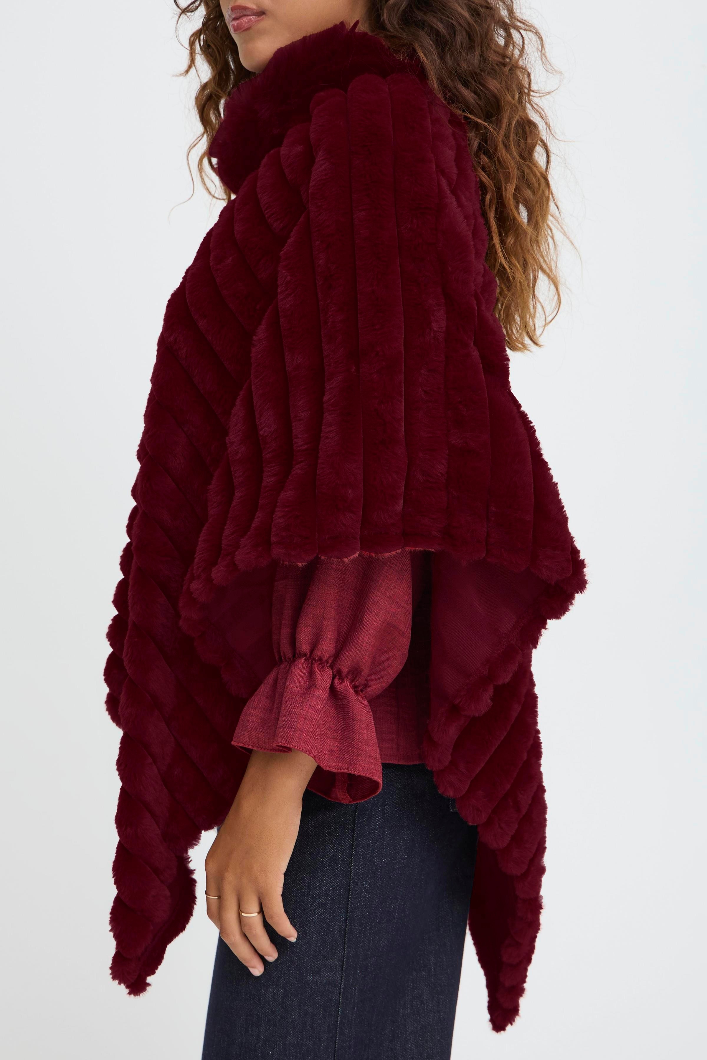 SBDANIO Poncho LOOKBOOK DETAIL 22101097-191724