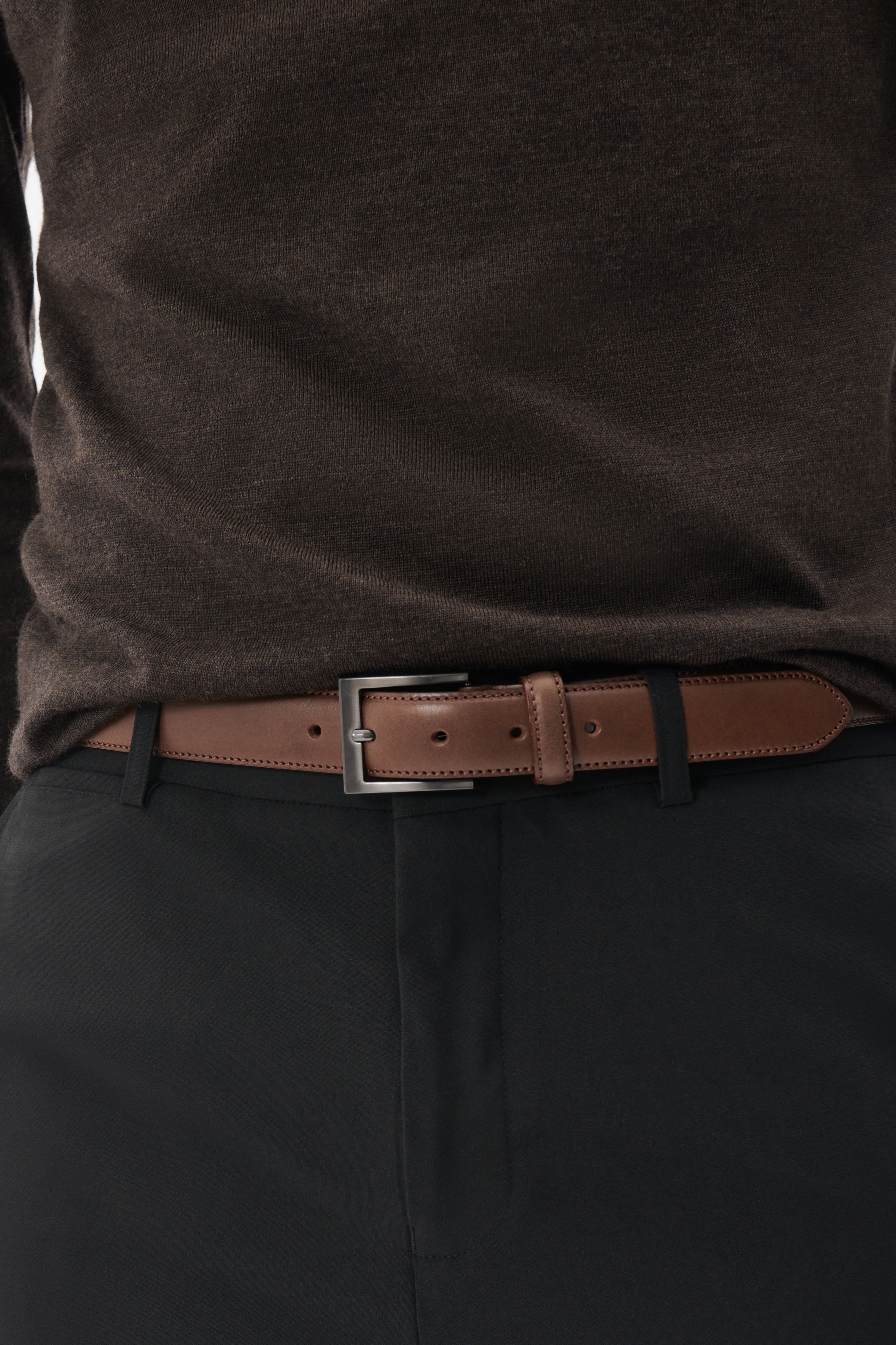 Frank Belt LOOKBOOK FRONT 30204206-191103