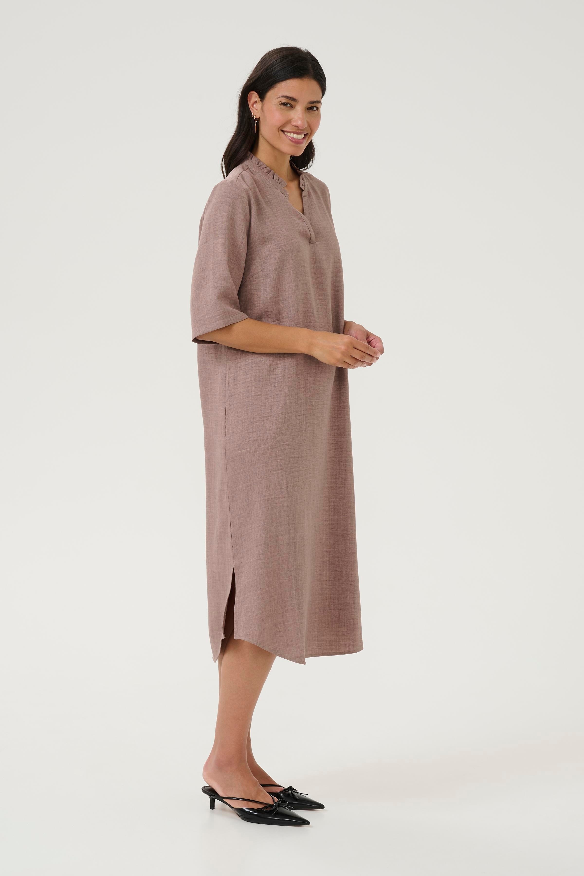 BPoda Jurk LOOKBOOK FRONT 40200028-1713191