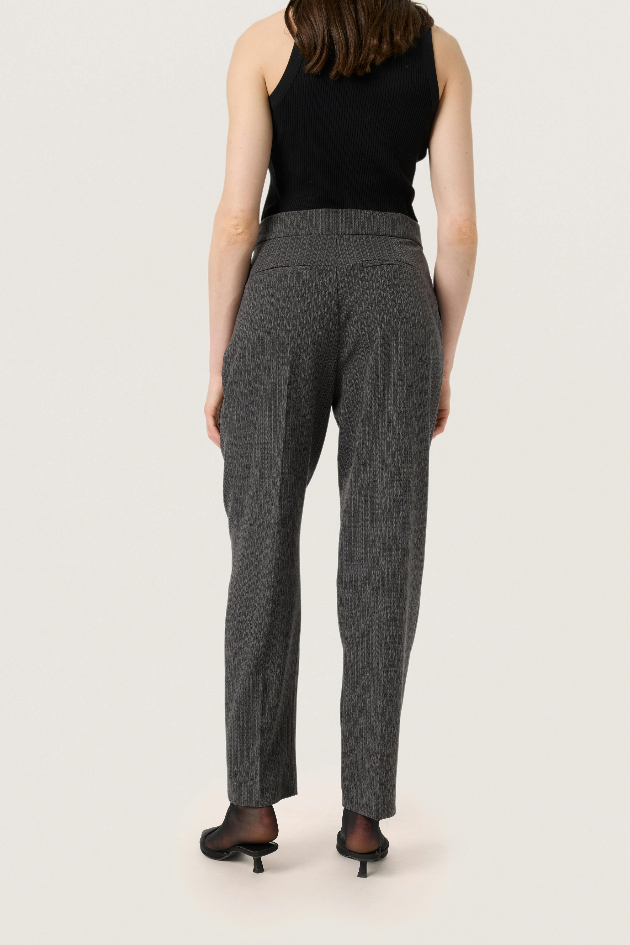 SLBirka Trousers LOOKBOOK BACK 30407827-303280