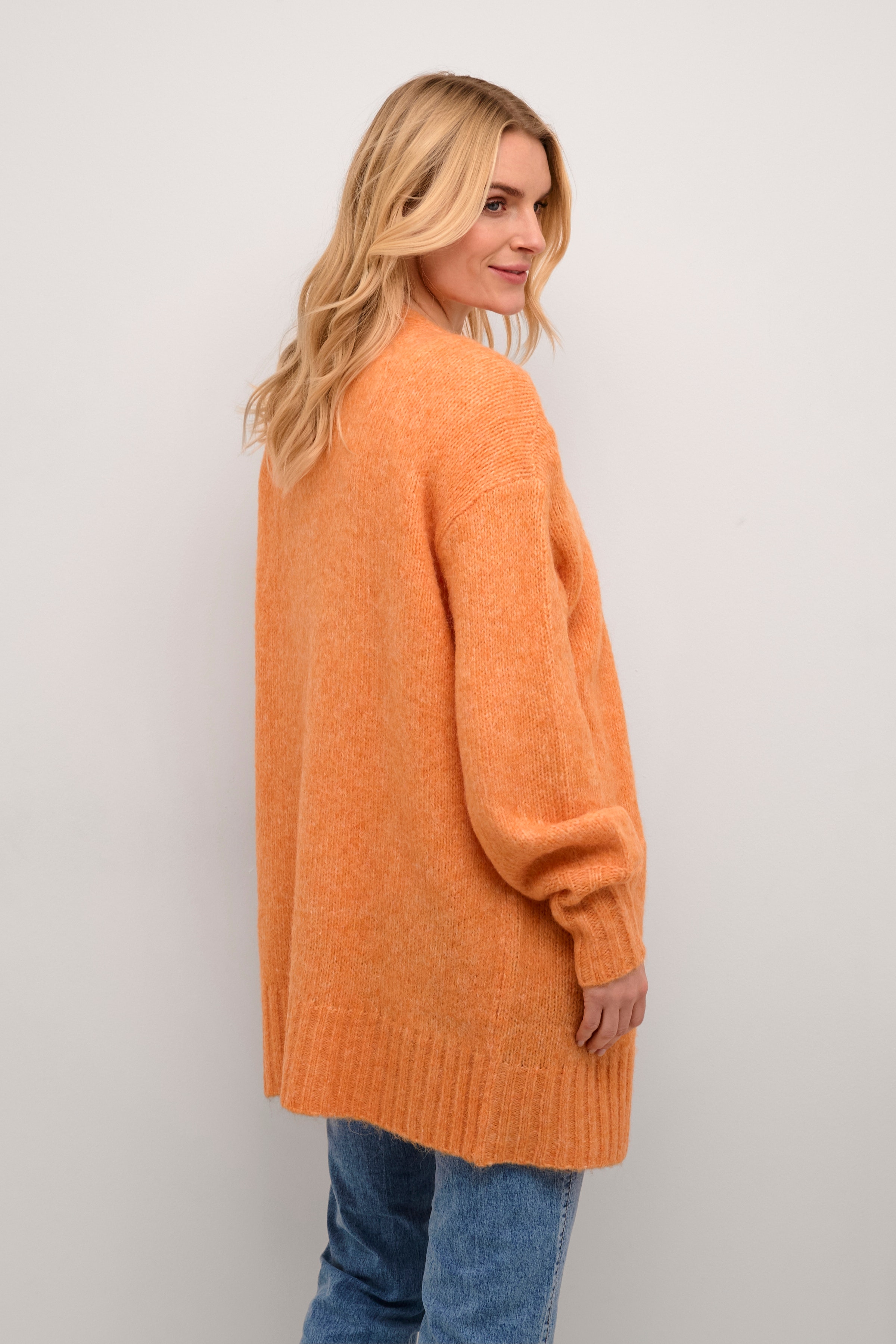 KAalioma Cardigan LOOKBOOK BACK 10505567-1512451
