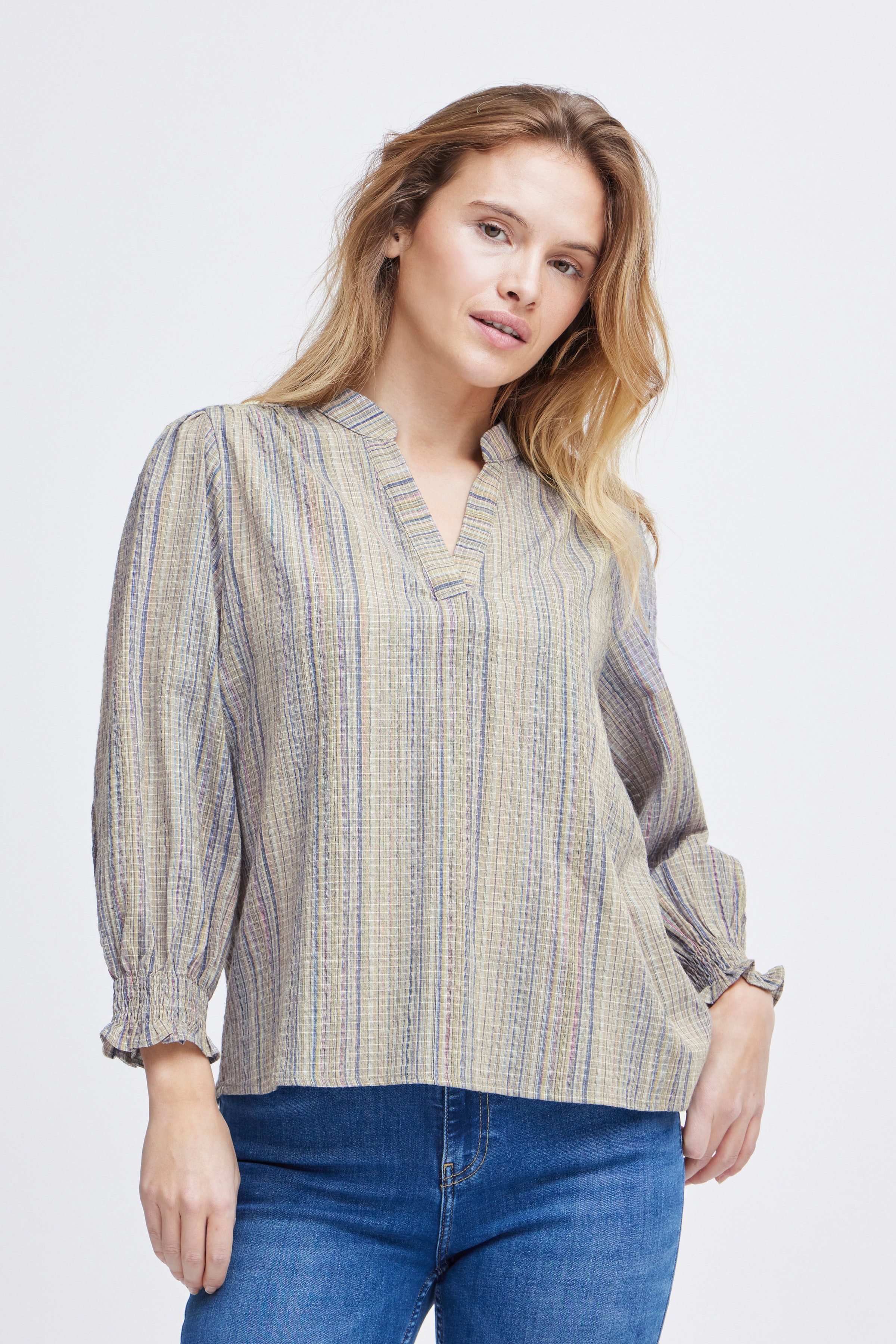 PXSHELLY Bluse LOOKBOOK FRONT 50208554-203908