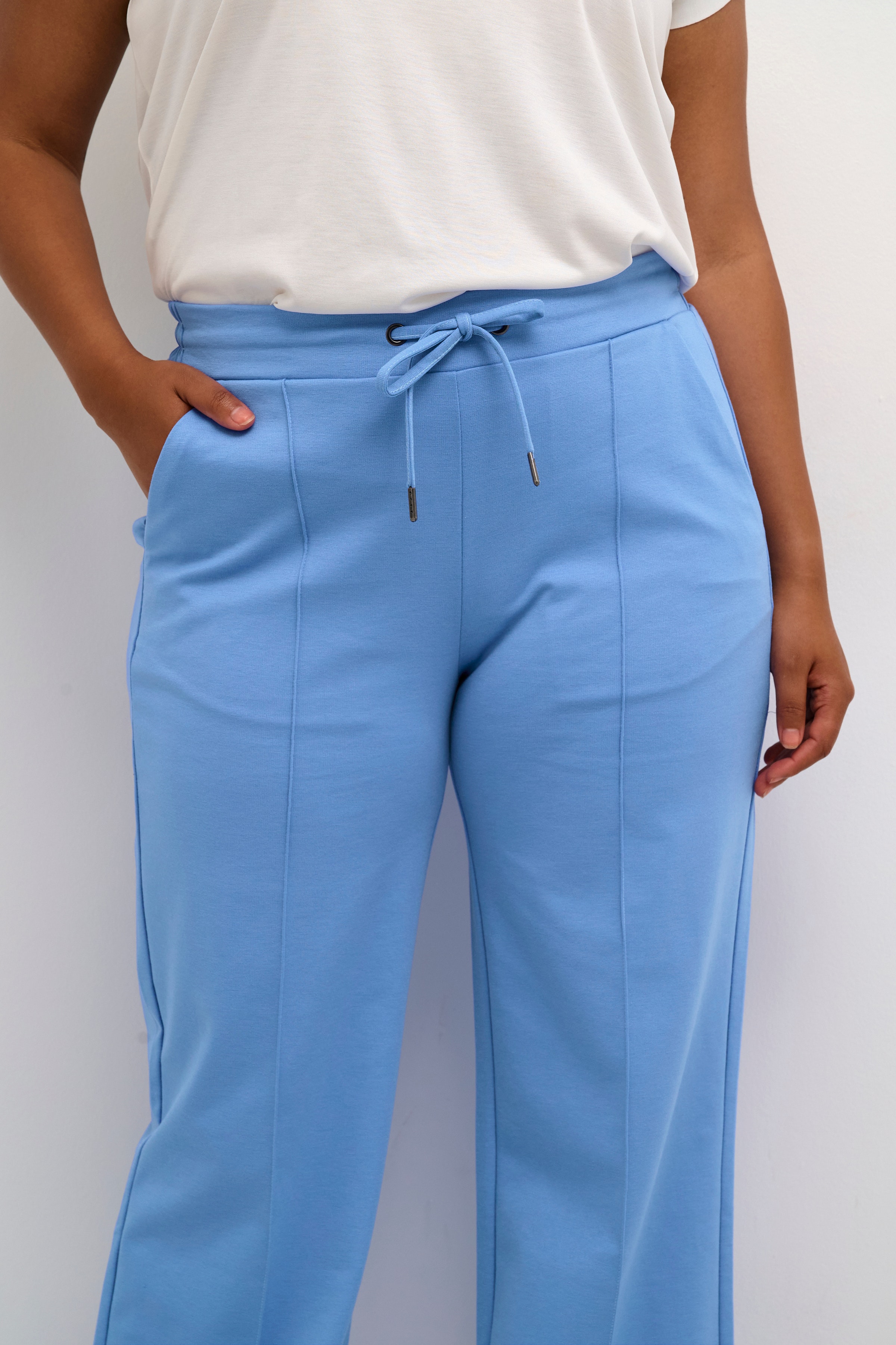 KCjenna Trousers LOOKBOOK DETAIL 10582248-174037