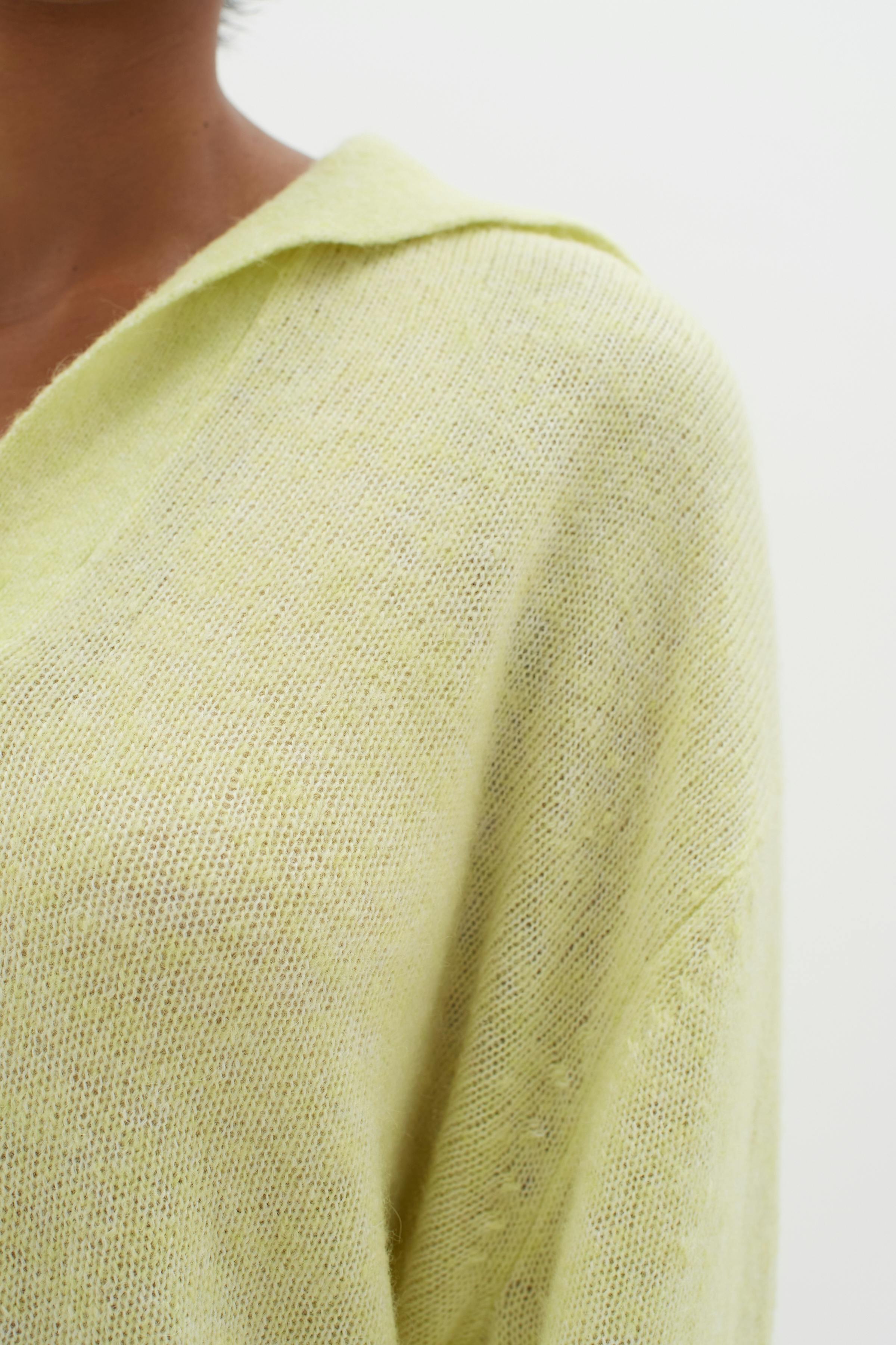 MonnaIW V-Pullover LOOKBOOK DETAIL 30109156-130530