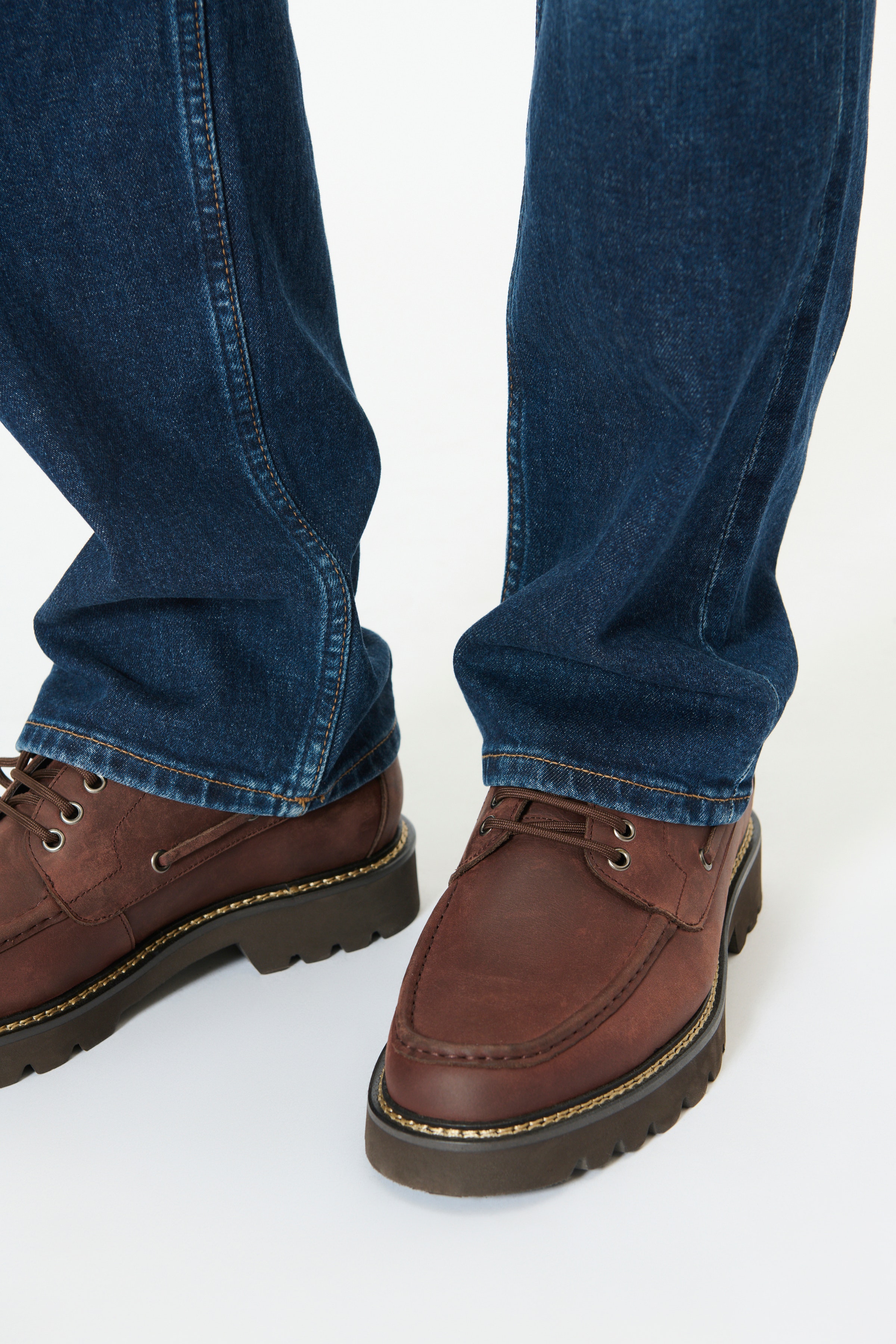 MAMorris Shoe LOOKBOOK DETAIL 30209040-191103