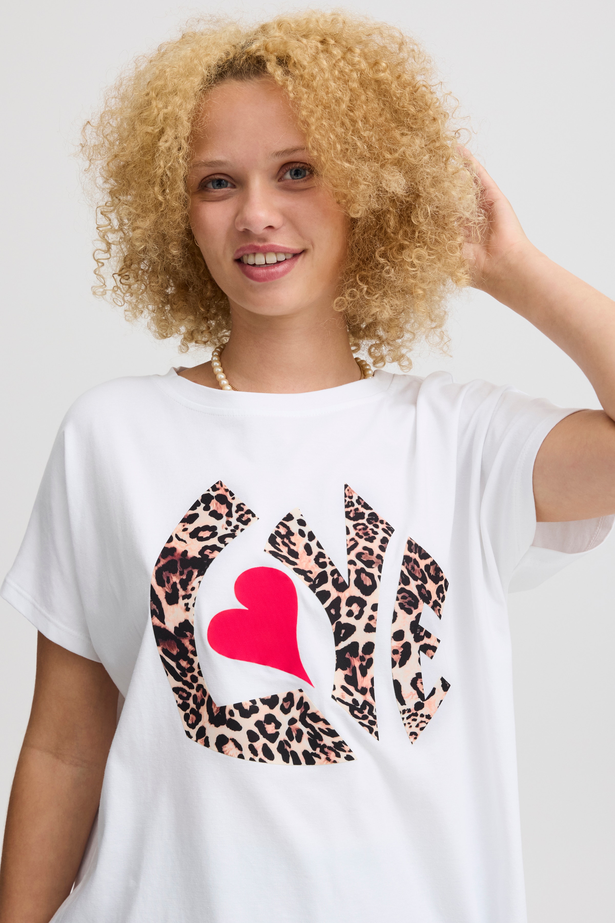 SBLOVEY Blouse LOOKBOOK DETAIL 22100621-204833