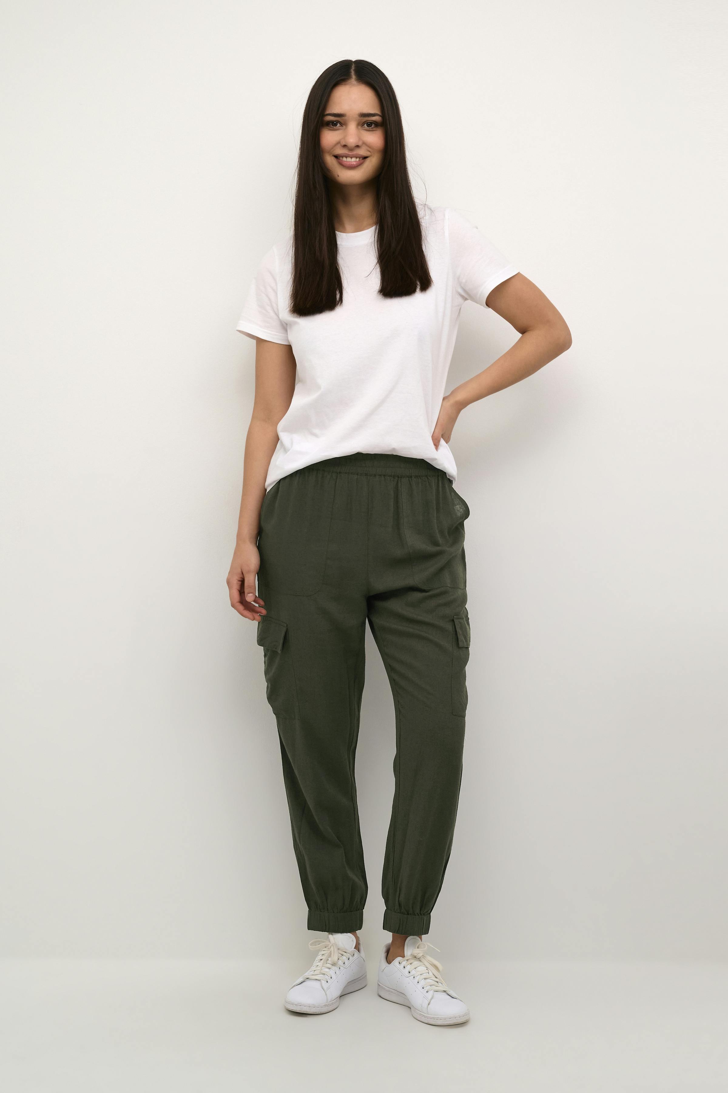 KAmilia Leinen Hose LOOKBOOK FRONT 10508429-190414