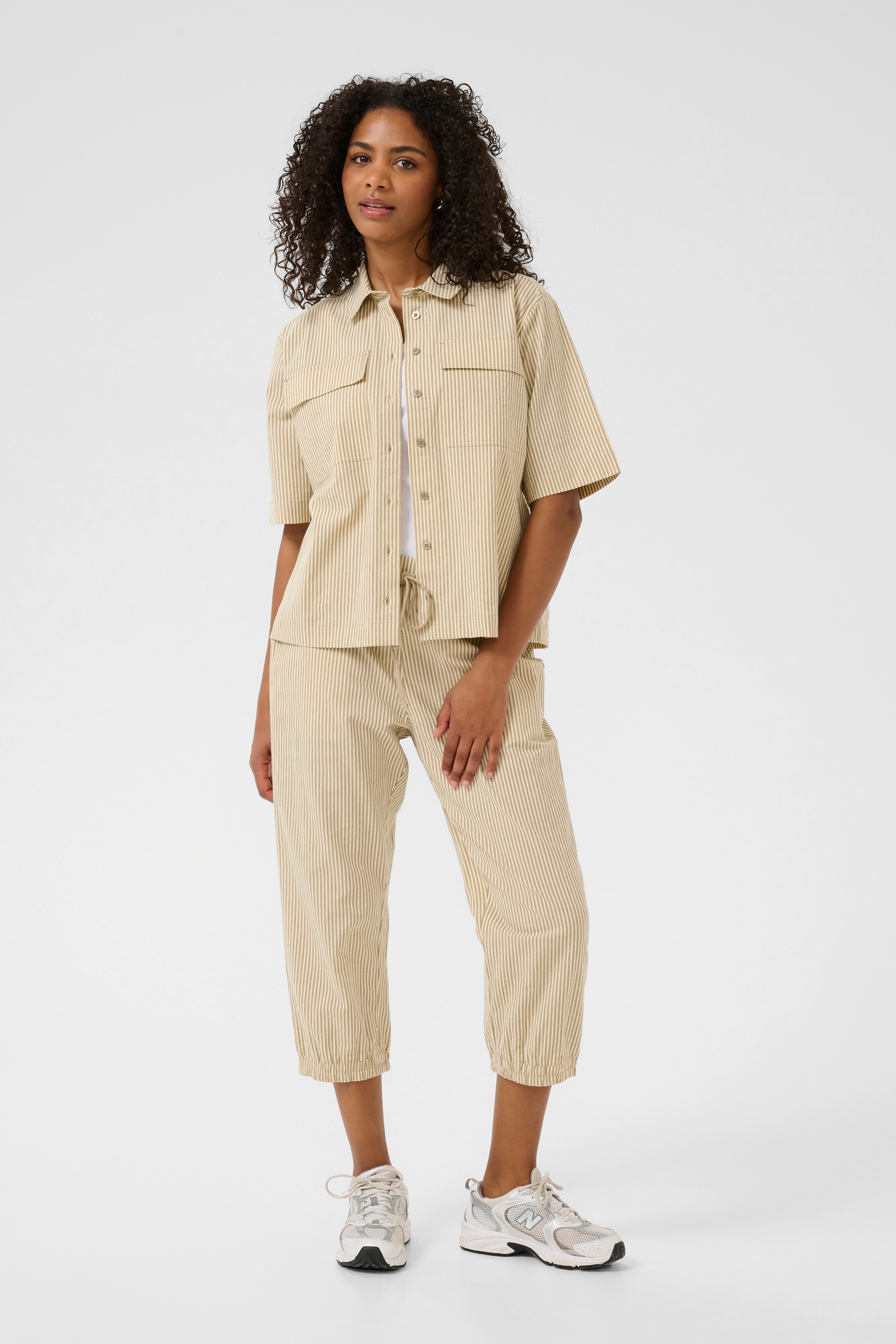 KAnaya Bukser LOOKBOOK FRONT 10509010-107706