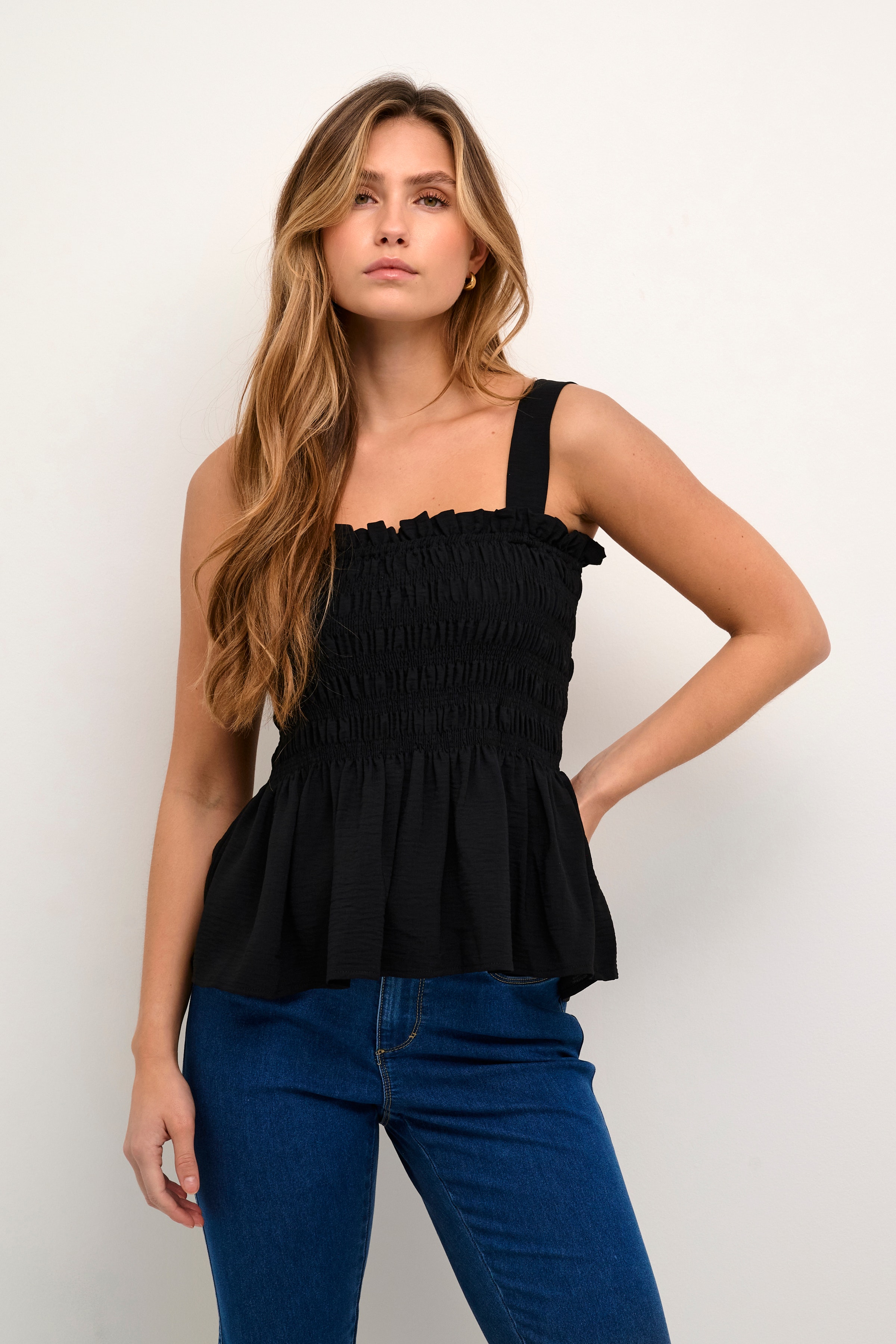 KAbeth Top LOOKBOOK FRONT 10507540-100121