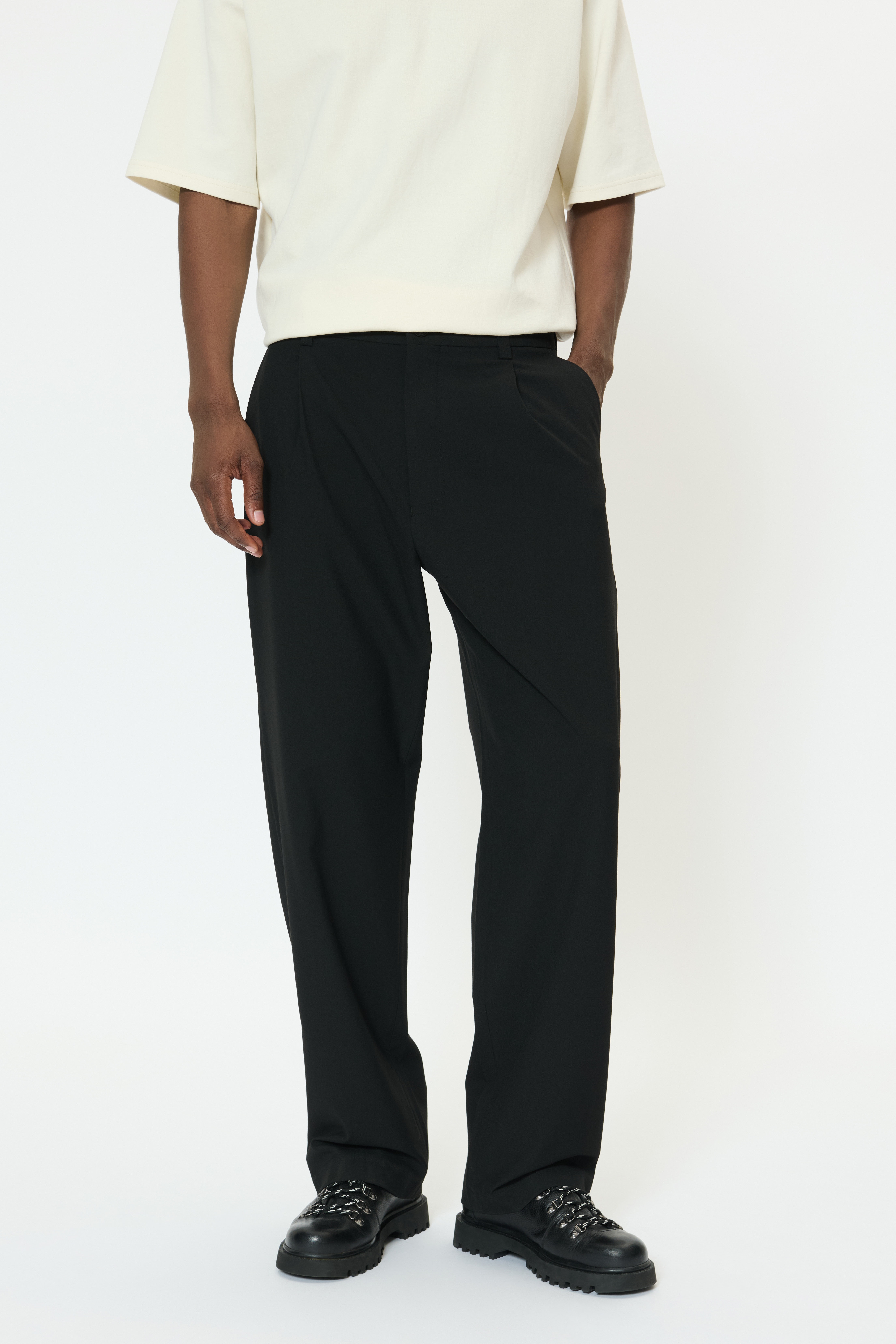 MAChino Byxor LOOKBOOK FRONT 30209212-300275