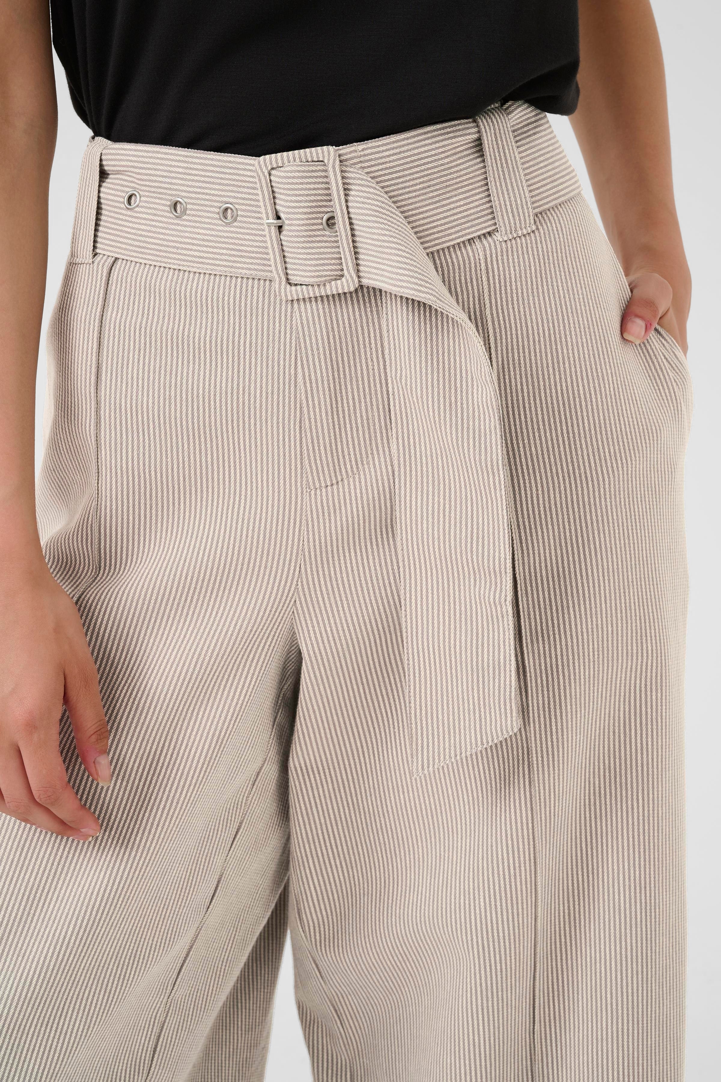 CUlenna Hose LOOKBOOK DETAIL 50111824-108147