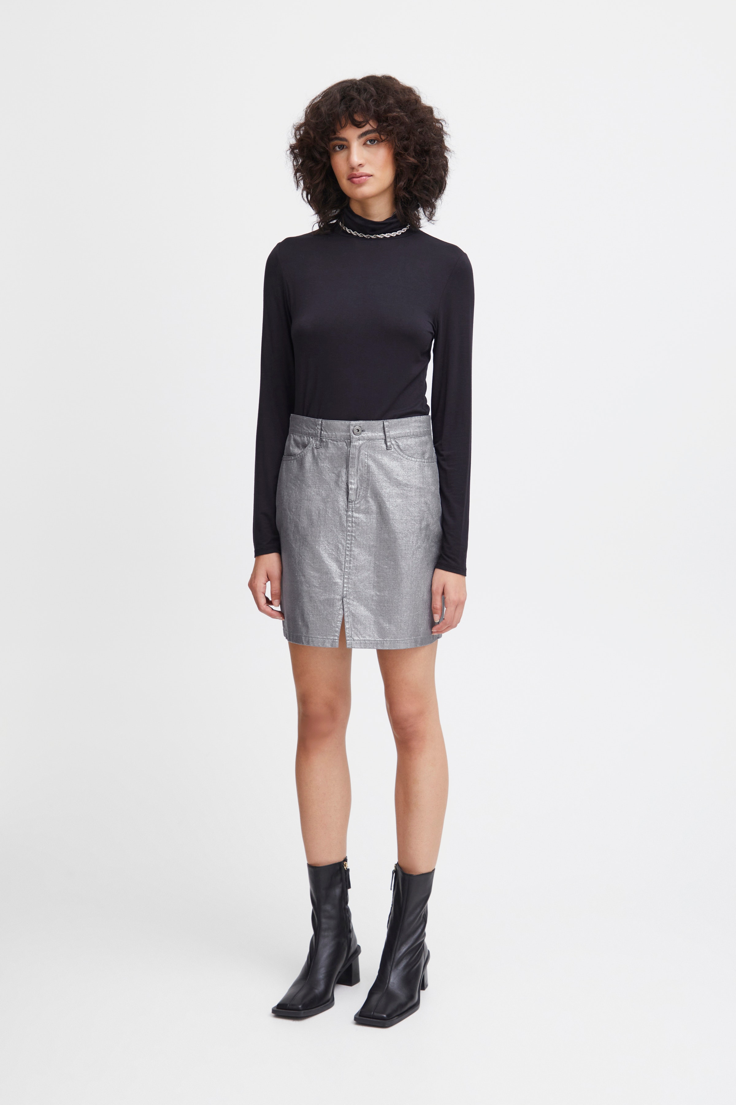 IHJOVIE Skjørt LOOKBOOK FRONT 20120154-145002