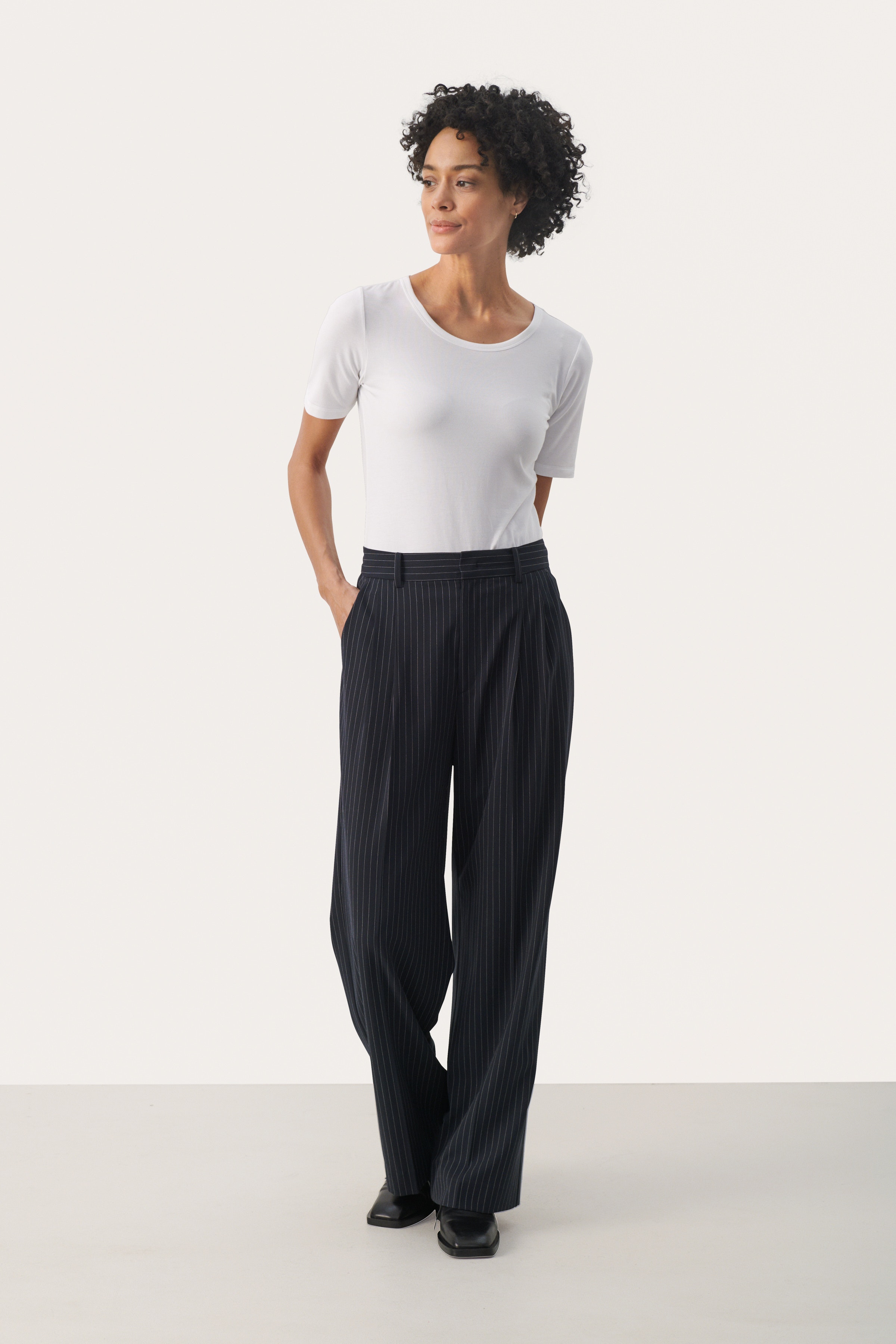 CherraPW Hose LOOKBOOK FRONT 30309027-303291