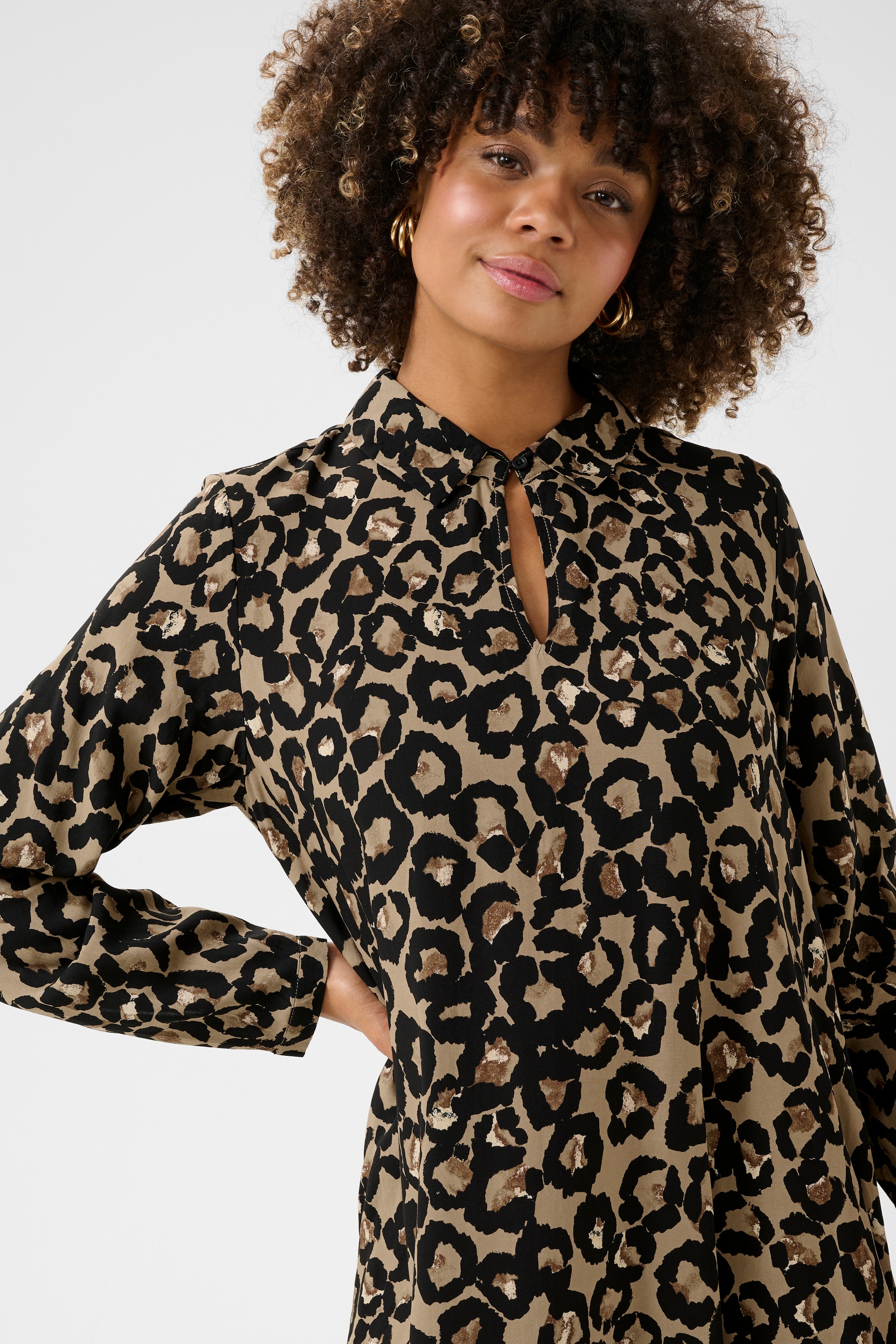 CUgalta Jurk LOOKBOOK DETAIL 50110953-106886