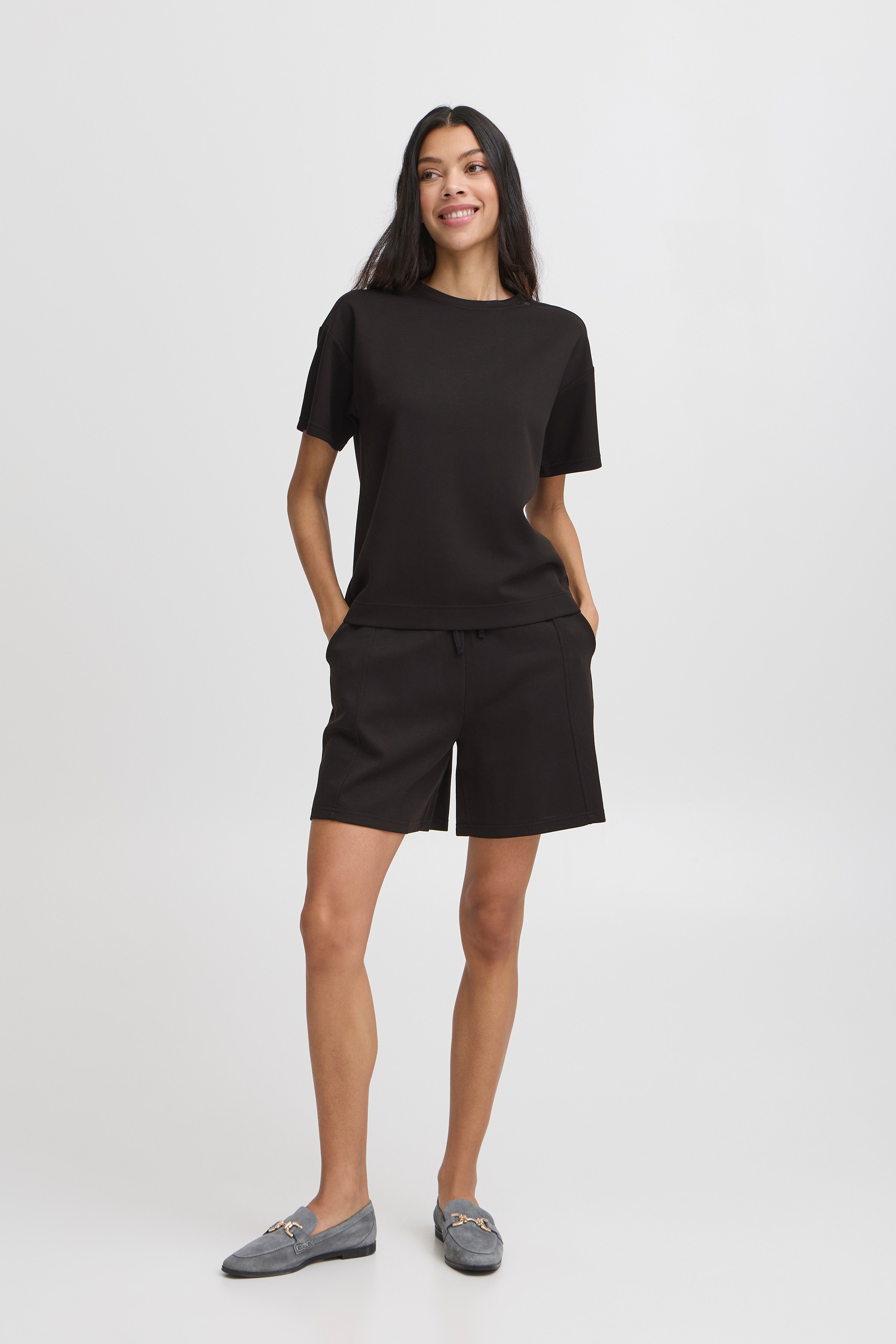 BYPUSTI Shorts LOOKBOOK FRONT 20816657-200451