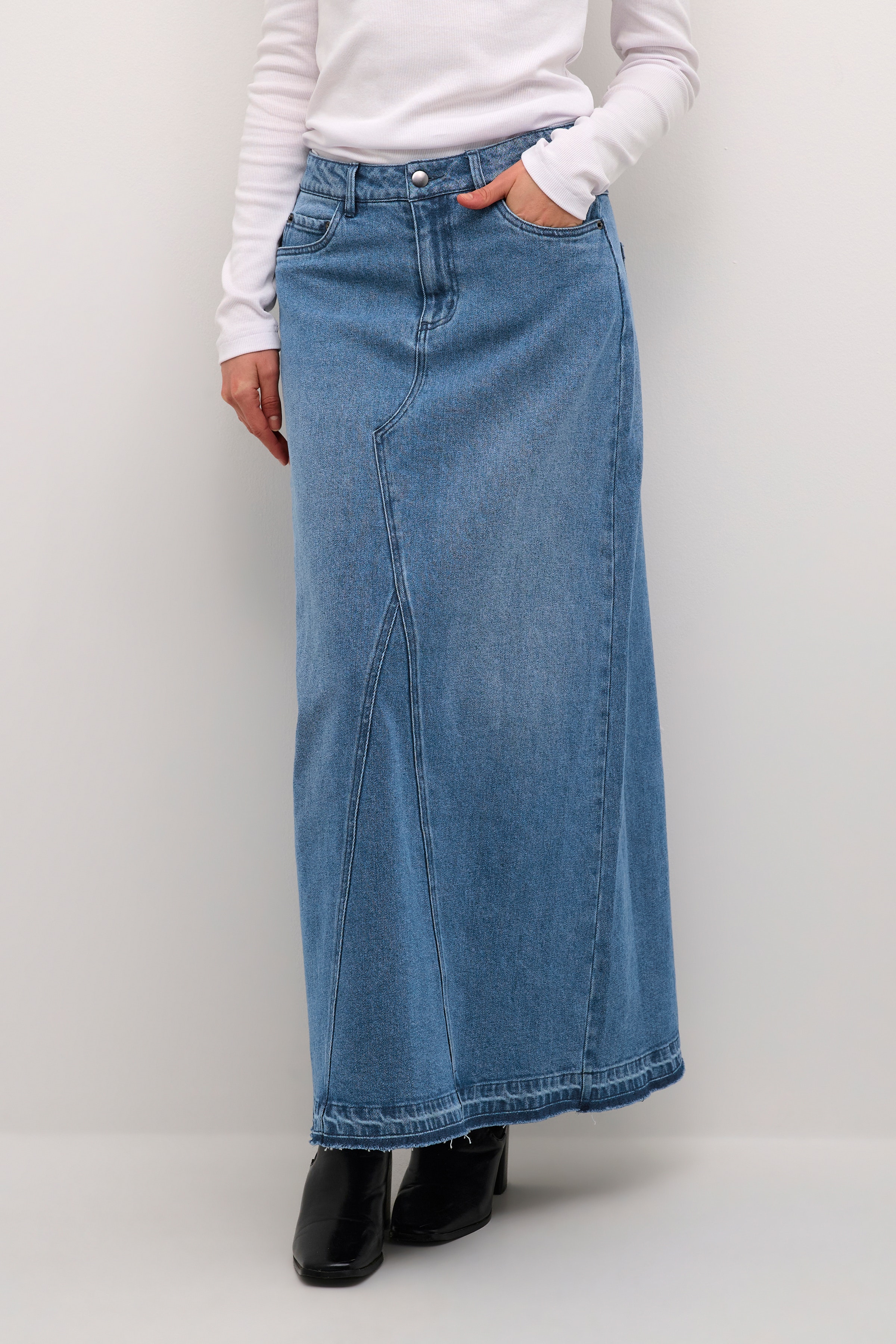 KAnicola Denimskjørt LOOKBOOK FRONT 10552307-103168