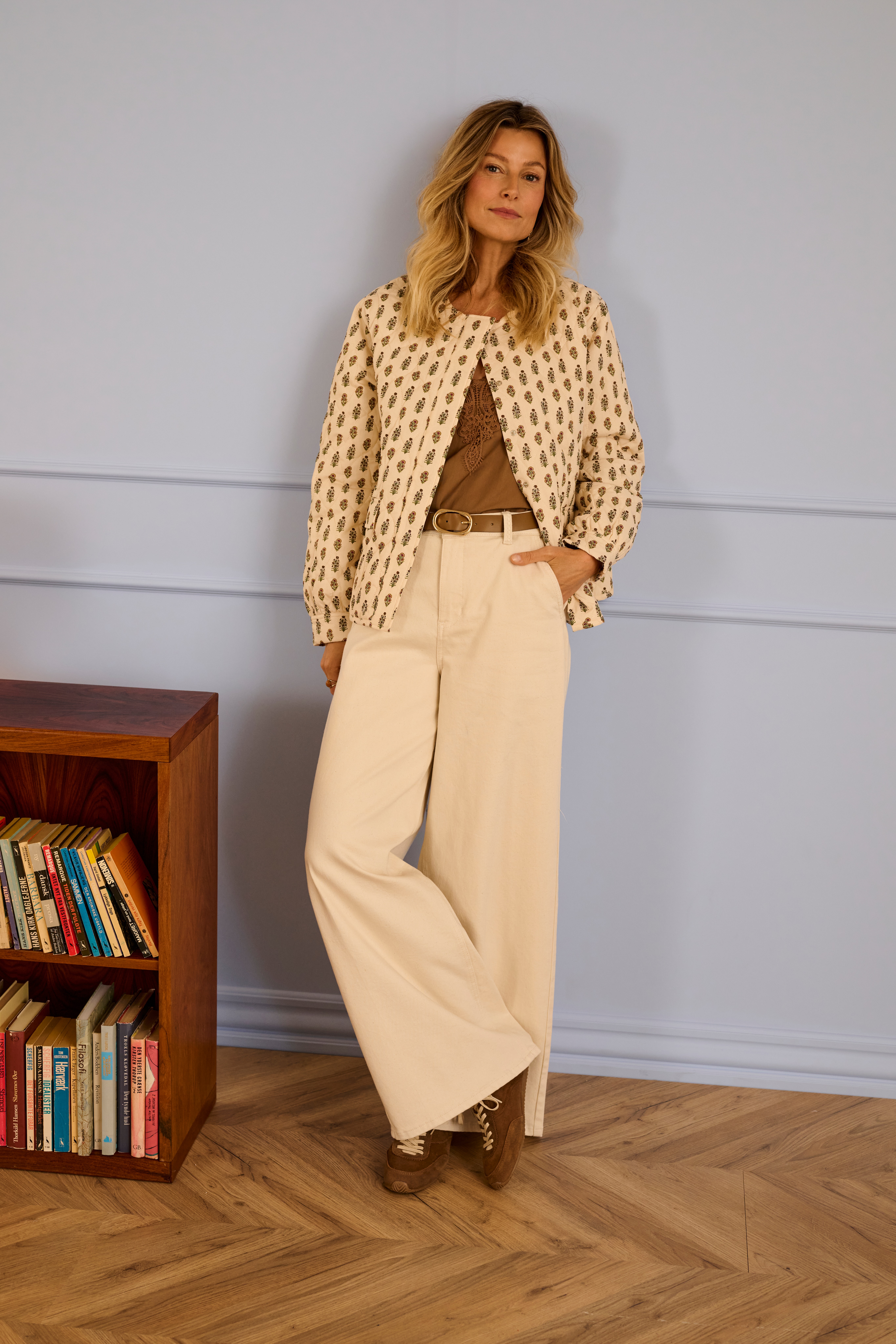 CRAnna Top LOCATION NONE 10611224-170909