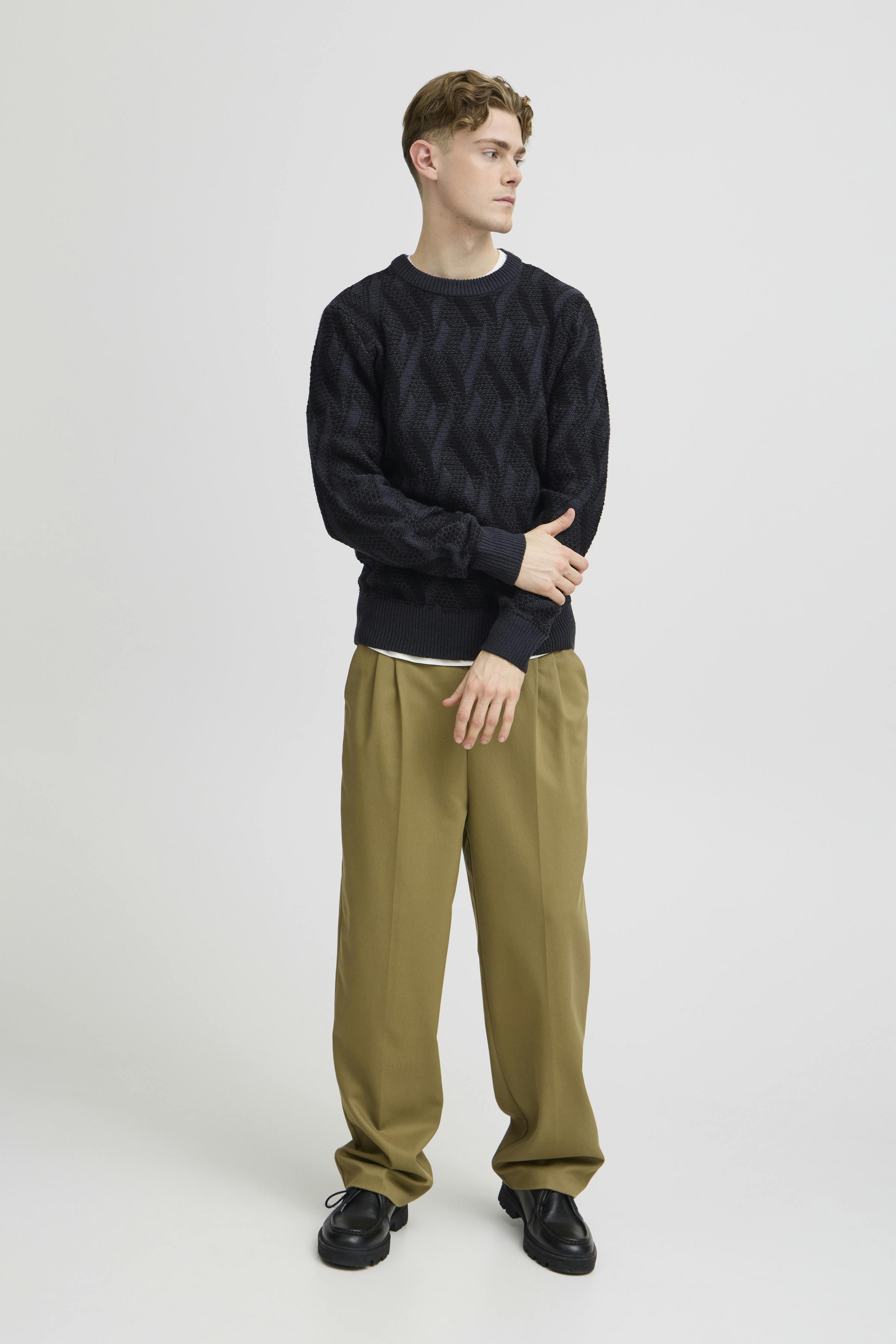 CFKARL Pullover LOOKBOOK FRONT 20505195-194013