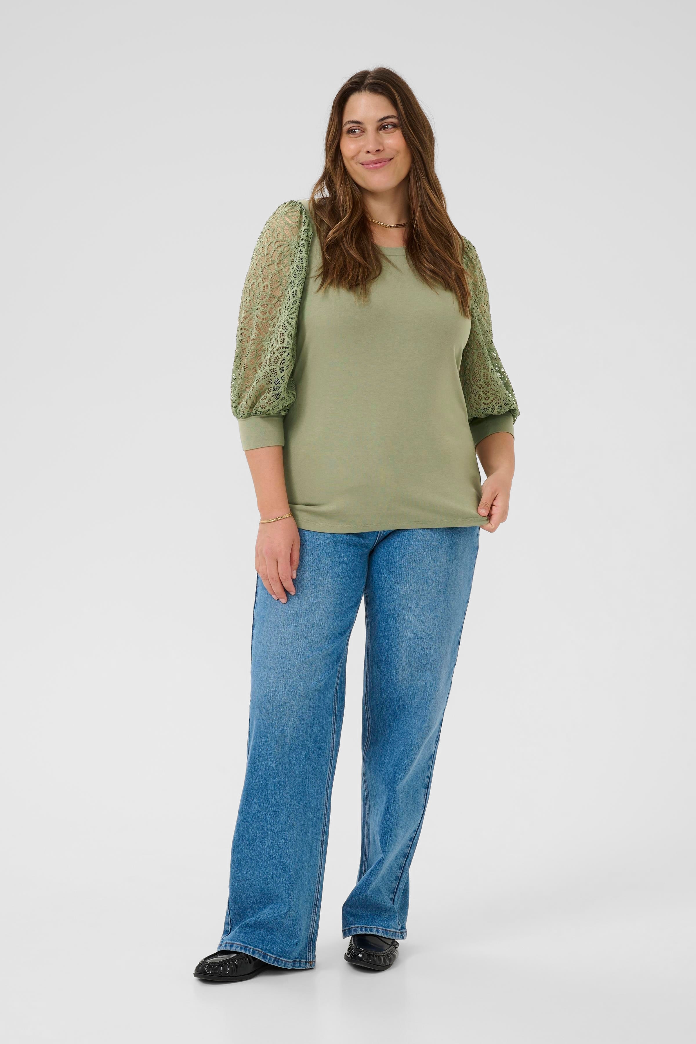 KCbella Bluse LOOKBOOK FRONT 10581899-109059