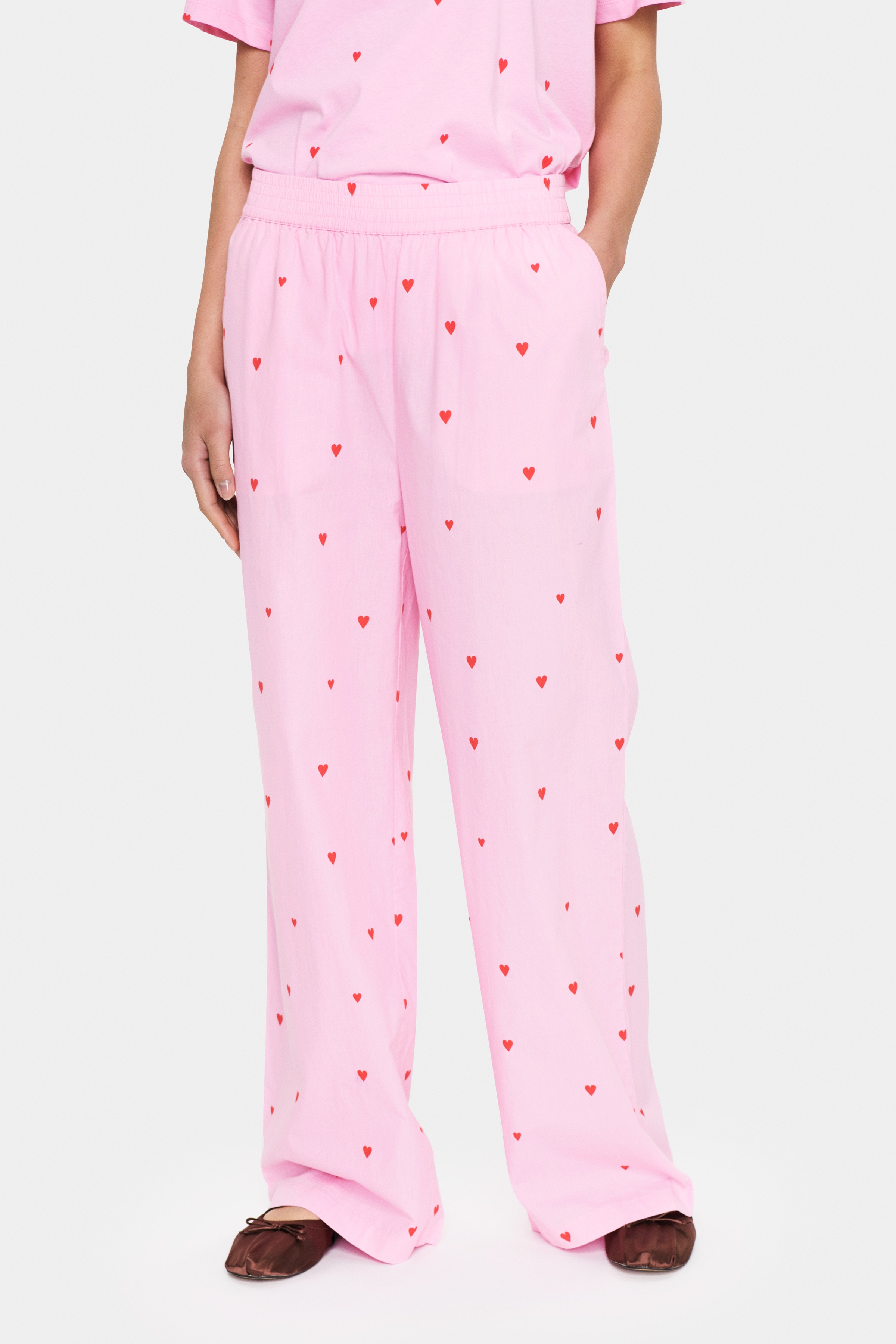 JalineSZ Hose LOOKBOOK FRONT 30513933-303471