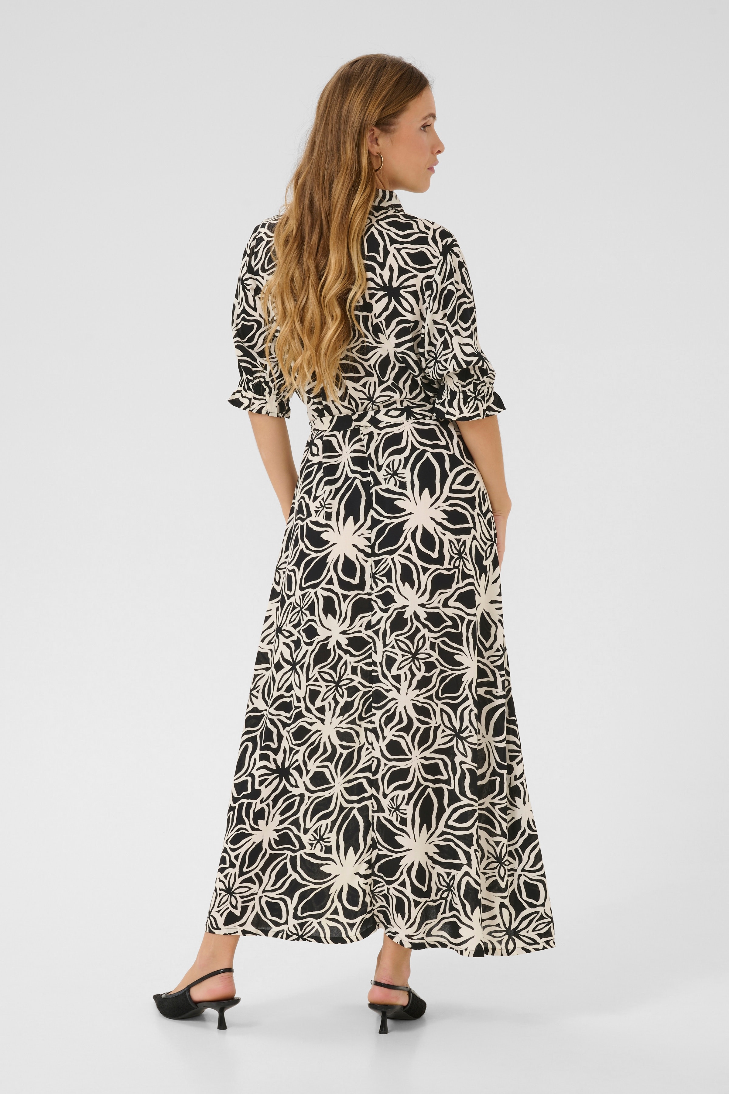KAmira Kjole LOOKBOOK BACK 10509807-107080