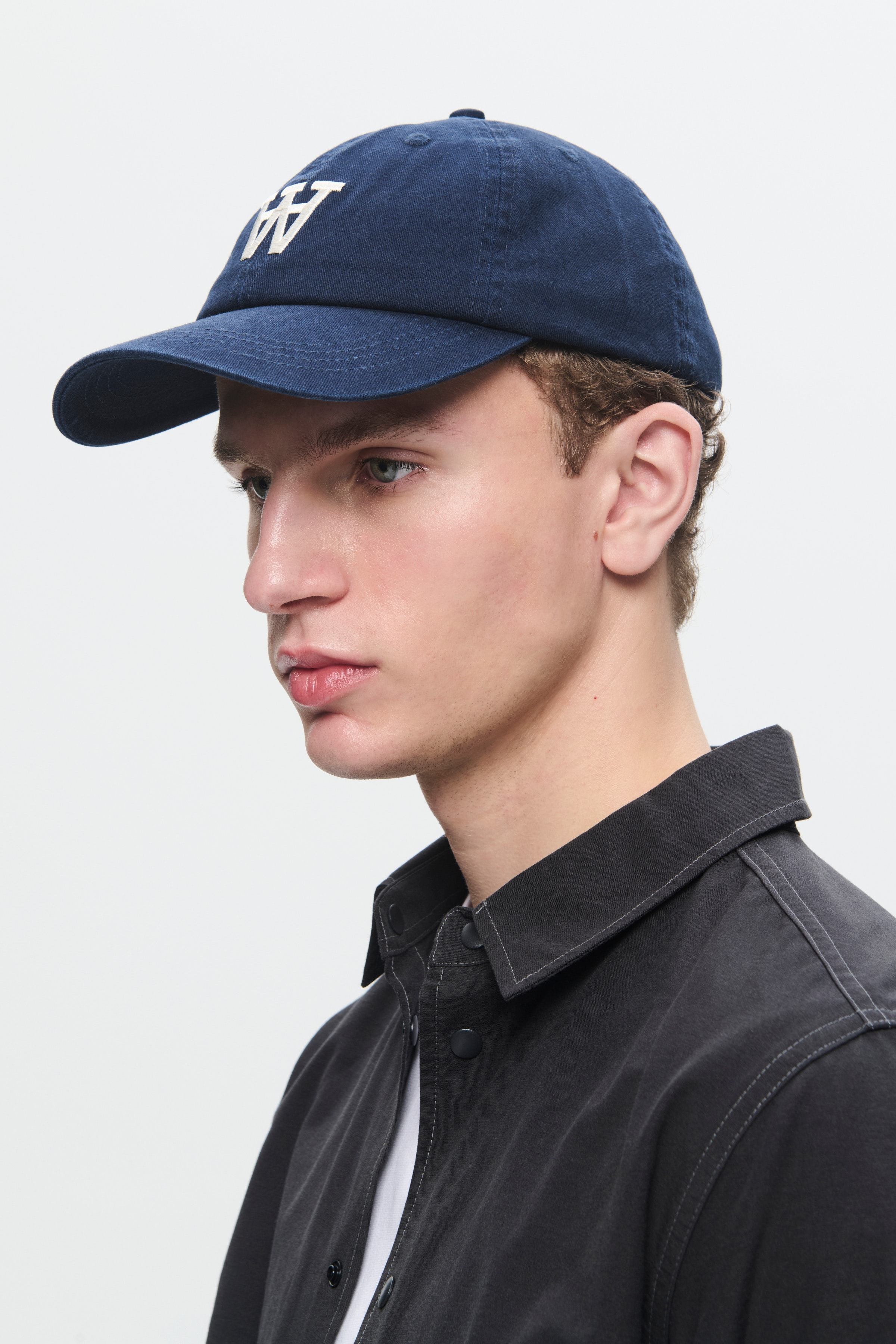 WWEli Cap LOOKBOOK DETAIL 30250259-W7000