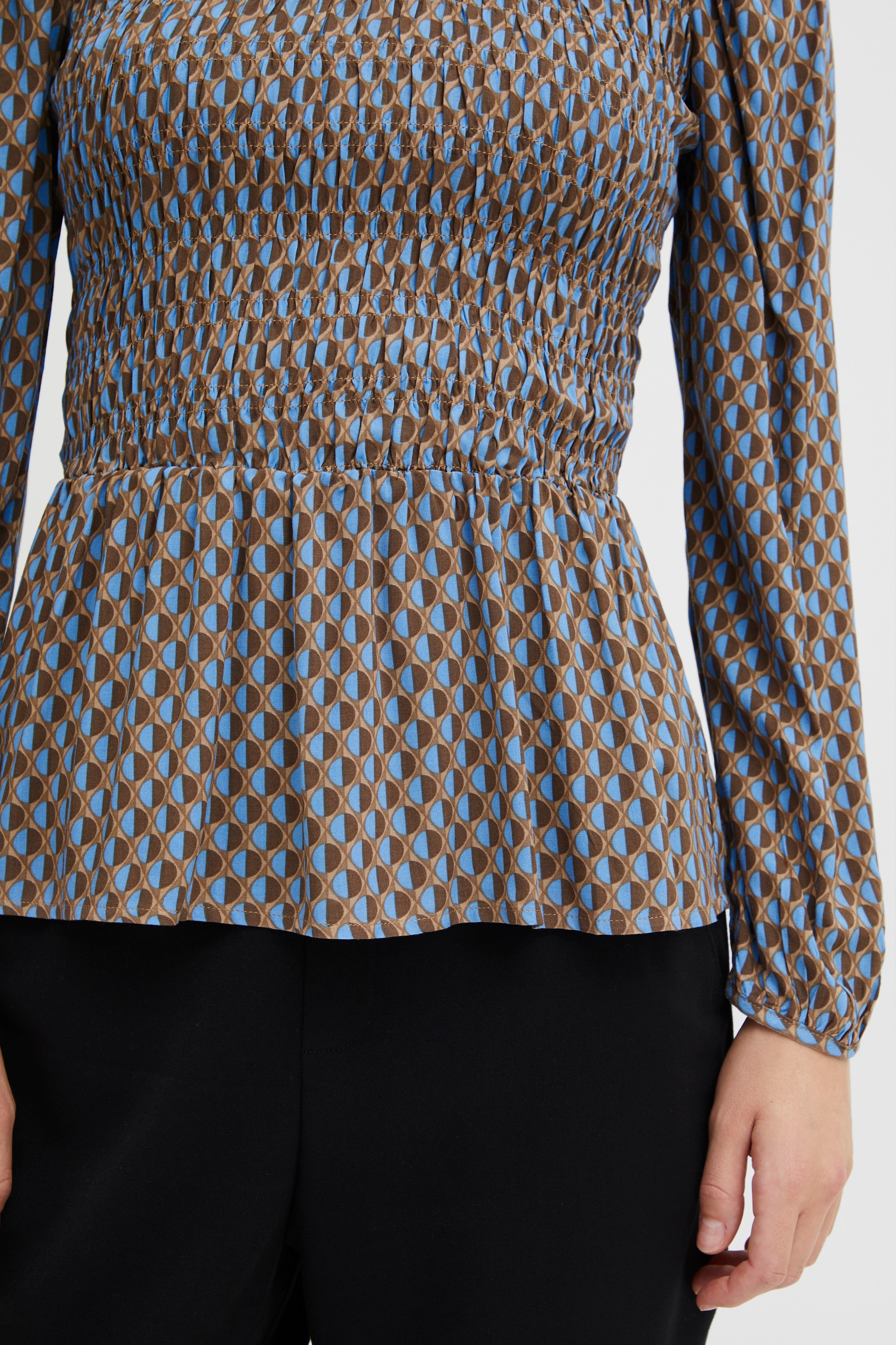 FXCIRLA Bluse LOOKBOOK DETAIL 20612370-201588