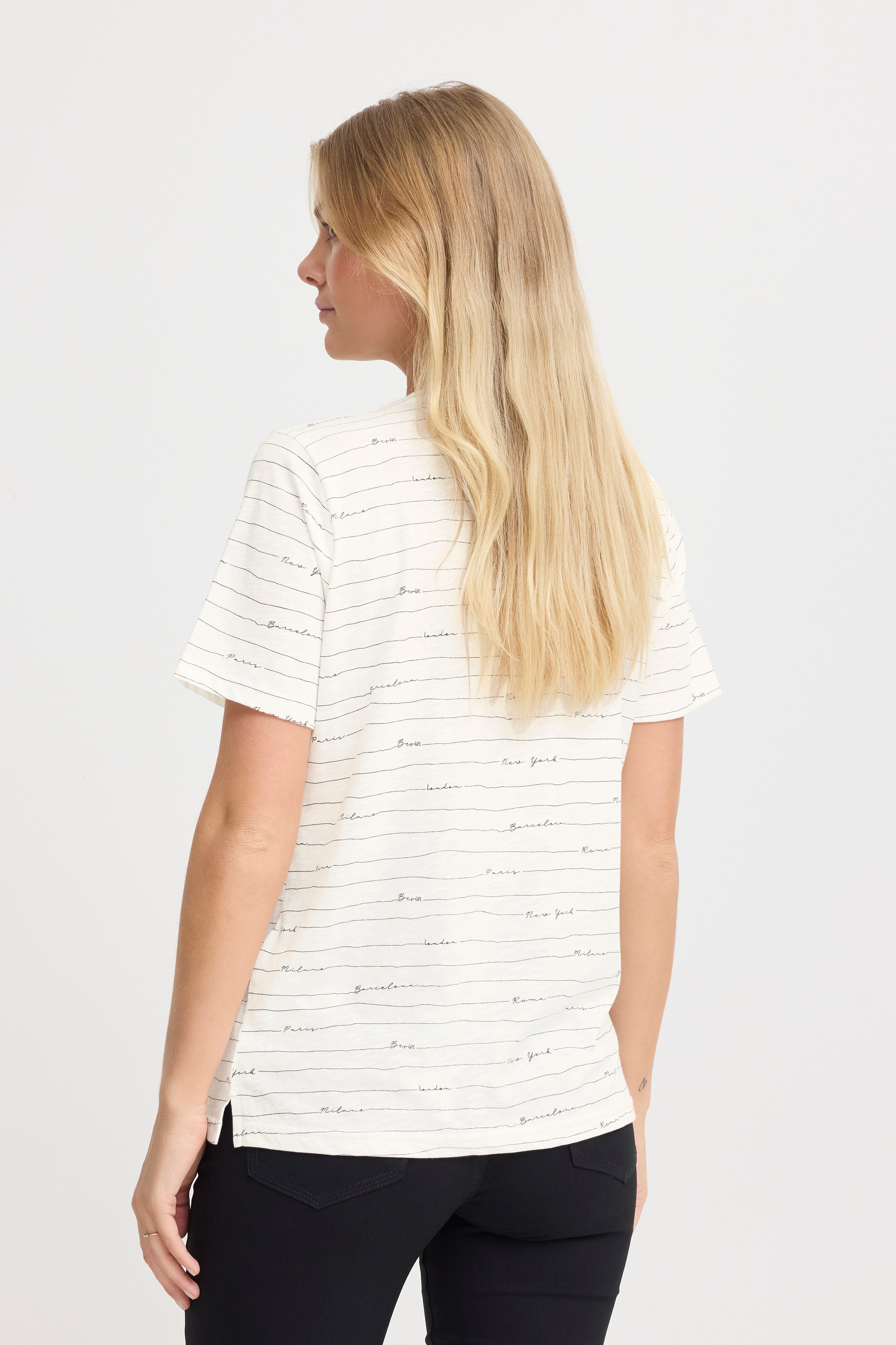 FRHAZEL T-shirt LOOKBOOK BACK 20613783-204911