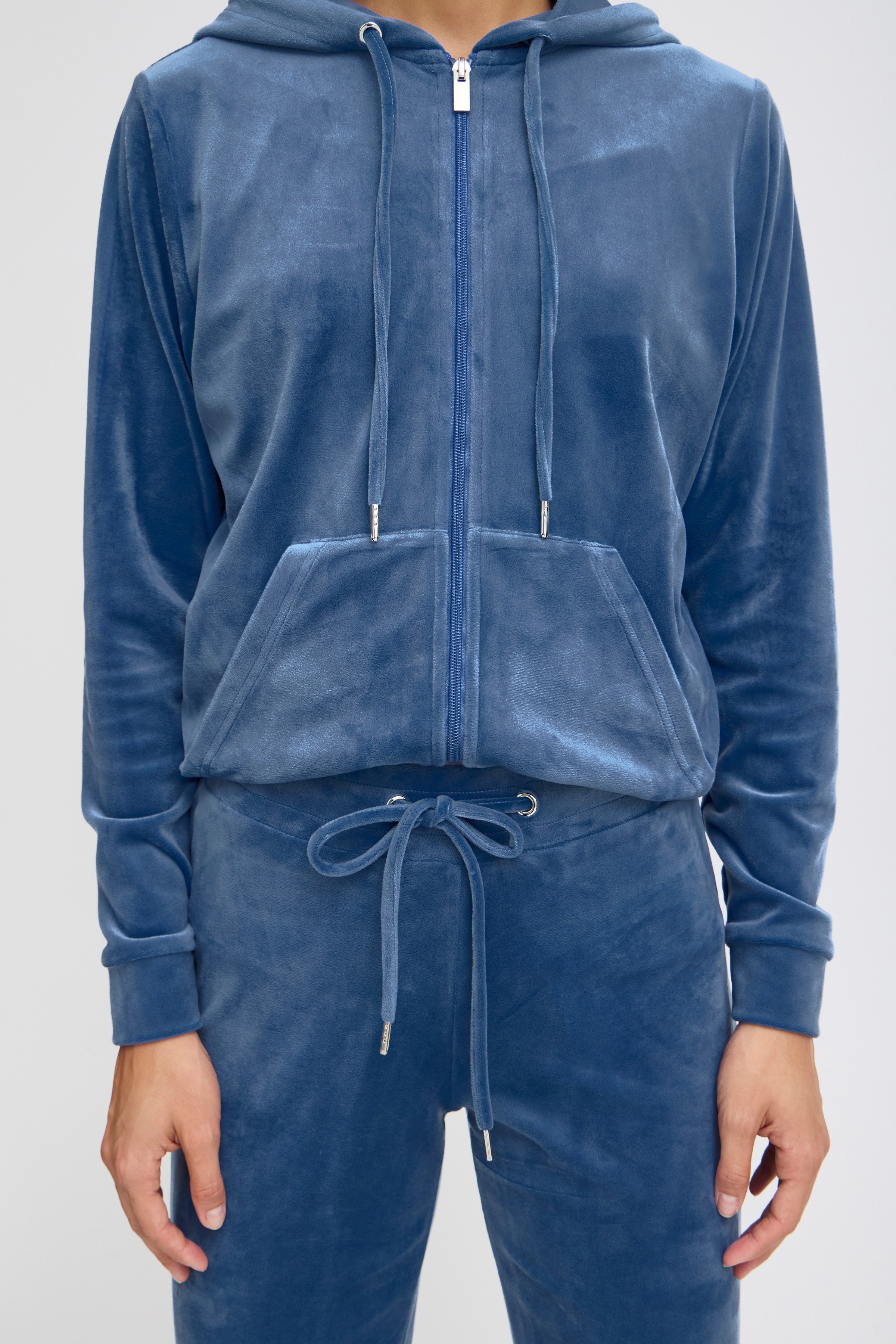 BYSTILLA Veloursett LOOKBOOK DETAIL 20816019-183929