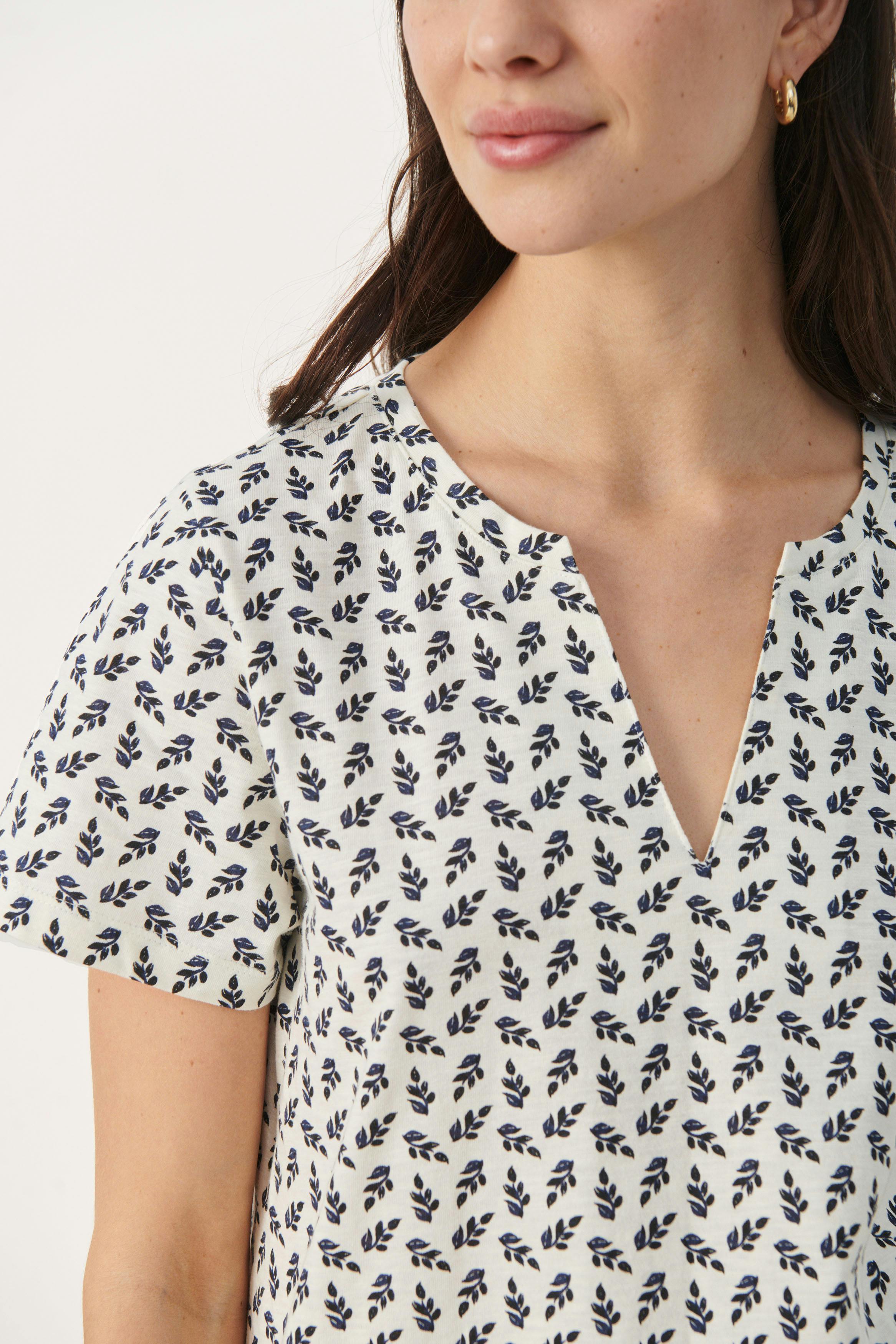 GesinasPW Blouse LOOKBOOK DETAIL 30307288-301852