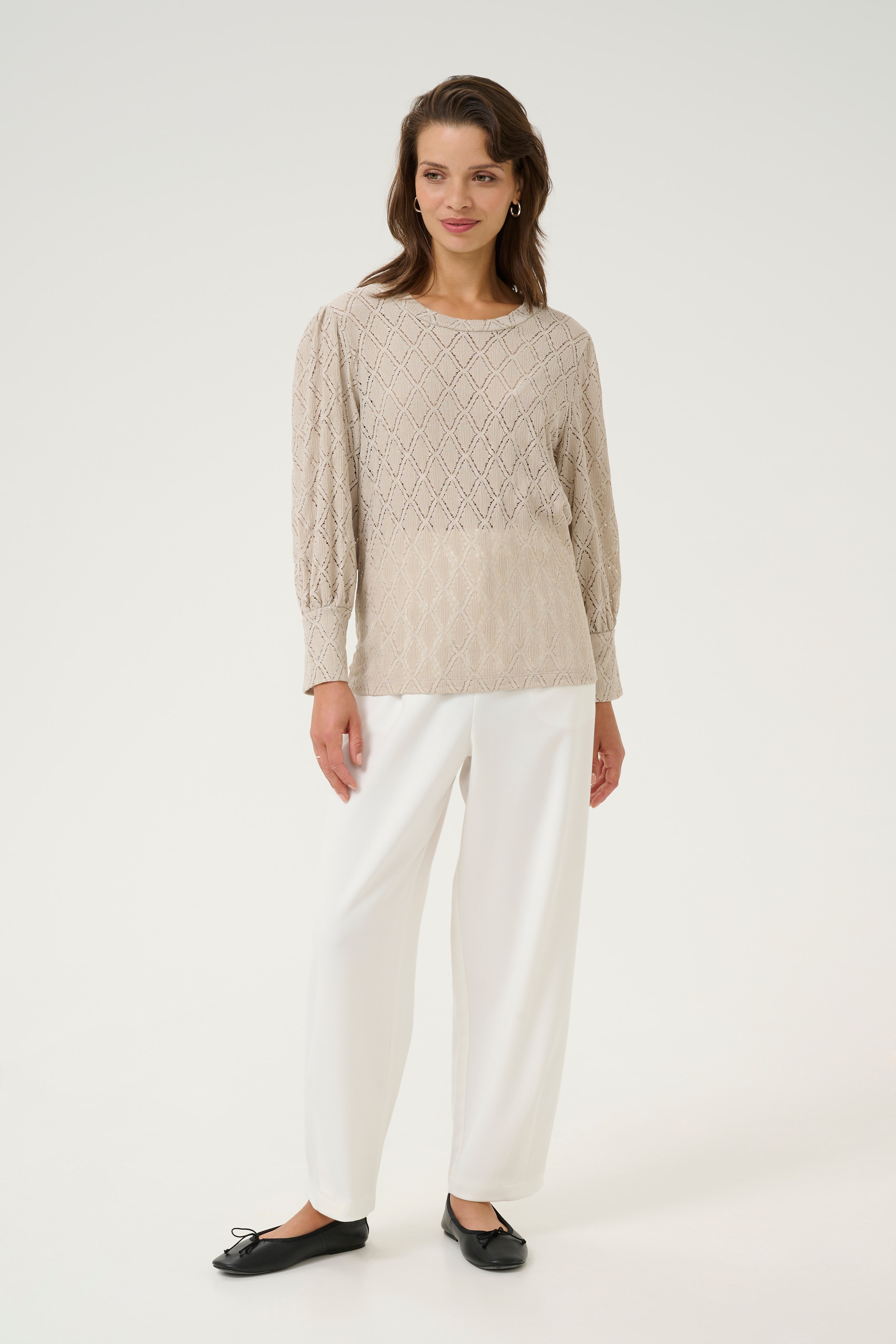 KAtio Bluse LOOKBOOK FRONT 10509843-151305