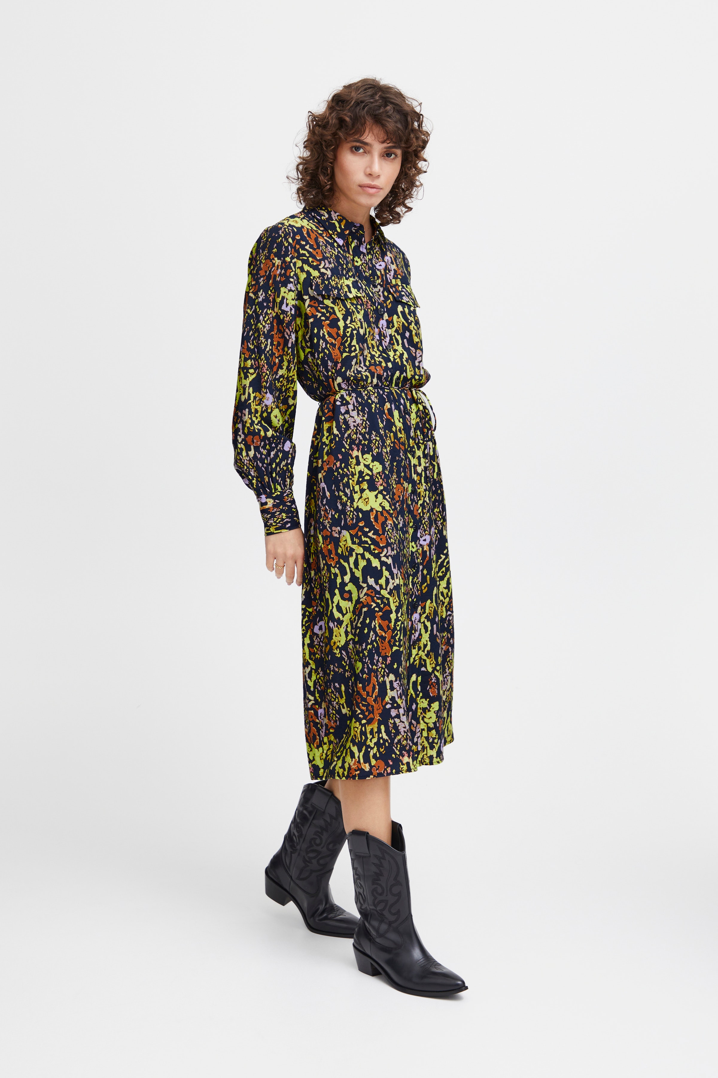 IHAZINO Kjole LOOKBOOK FRONT 20119736-202443