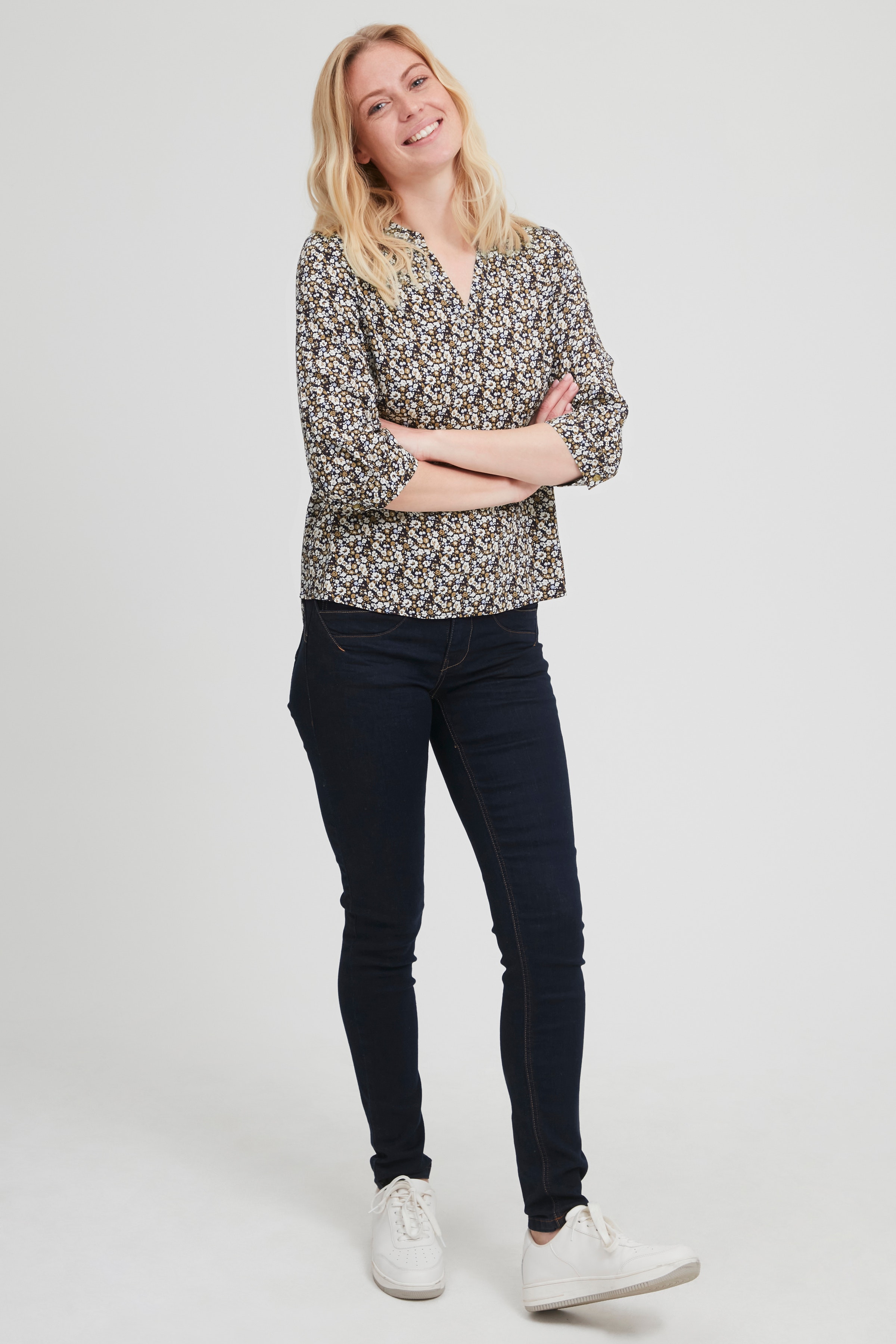 FRBAFLOW Bluse LOOKBOOK FRONT 20609557-200720