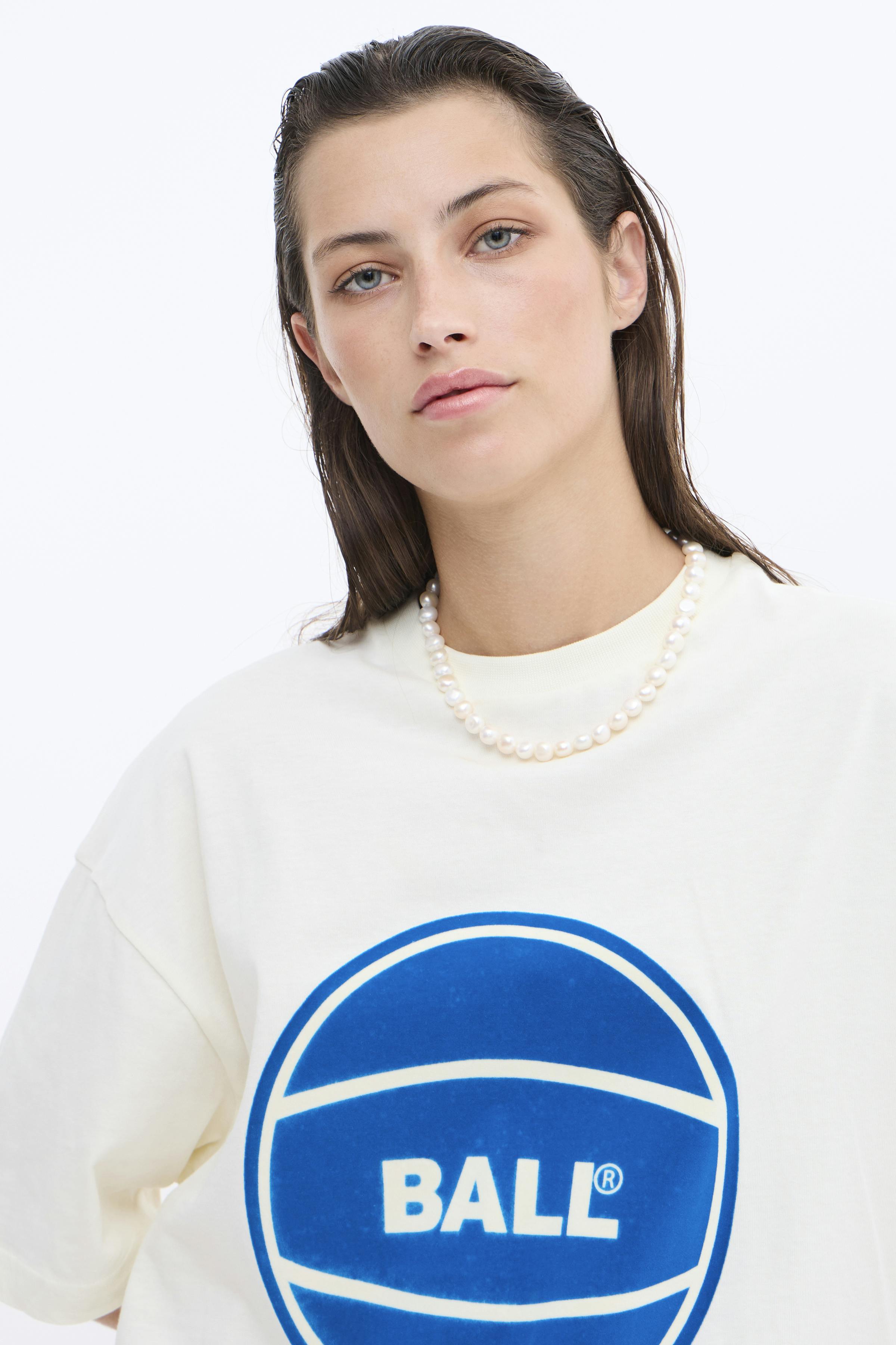 BALL CPH CIRCLE TEE LOOKBOOK DETAIL 50405215-B1010