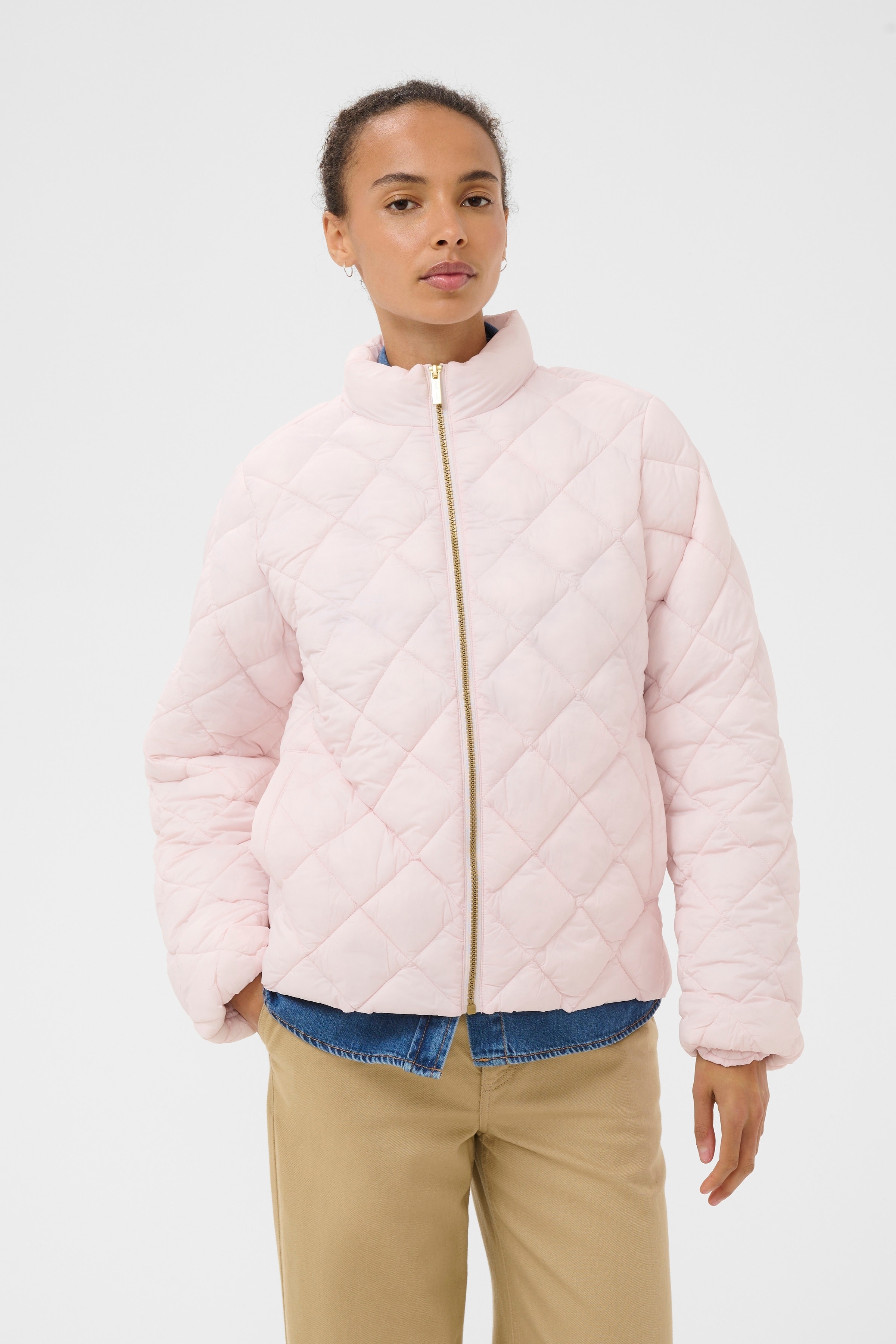 OliaPW Ytterplagg LOOKBOOK FRONT 30310243-122902