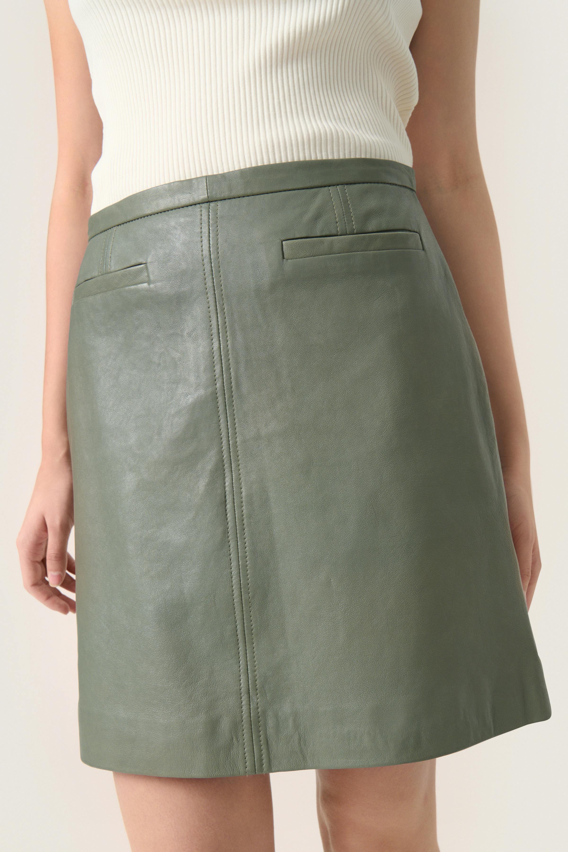 SLSorcha Skirt LOOKBOOK DETAIL 30407598-176206