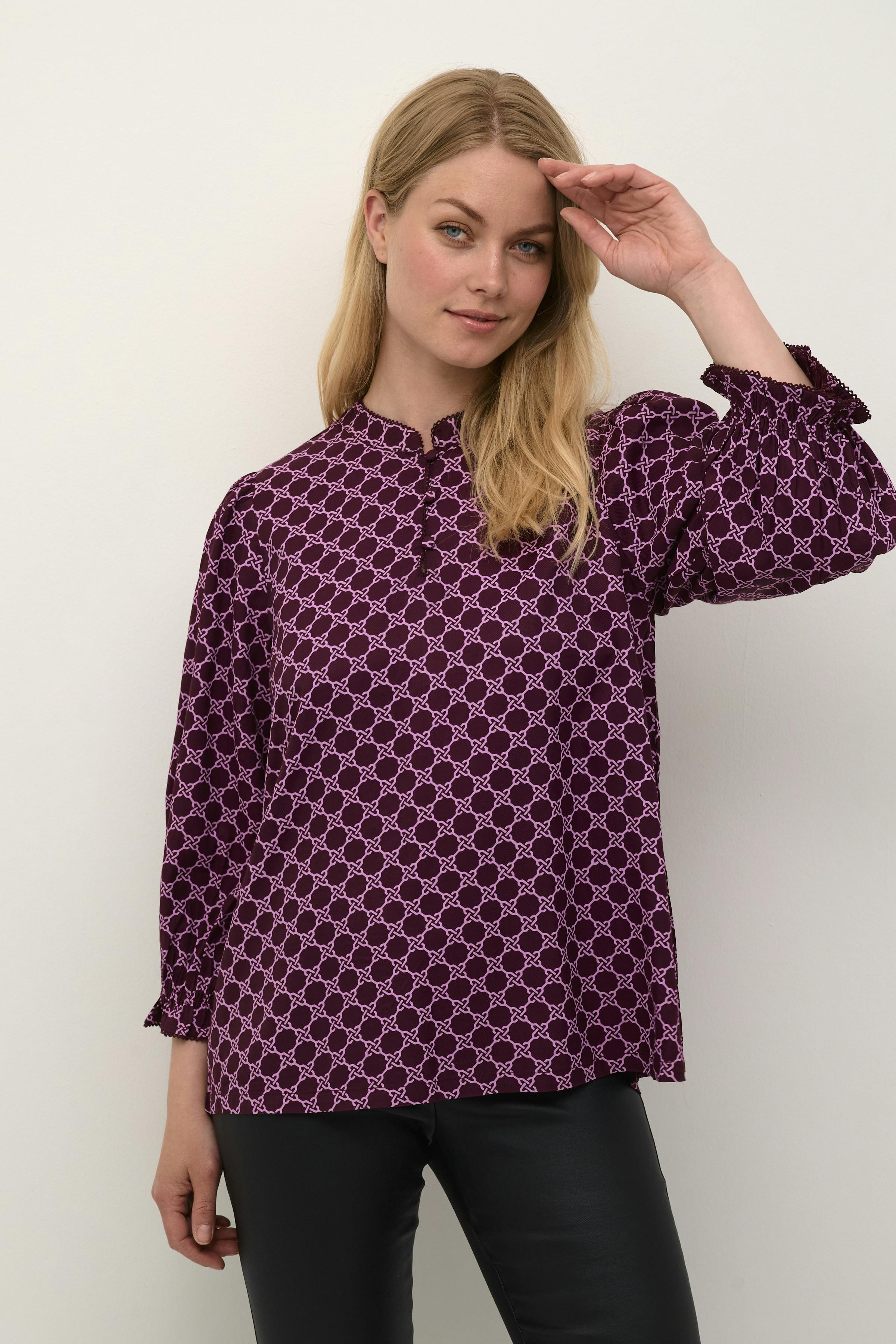 CUchaina Blouse LOOKBOOK FRONT 50109859-192118