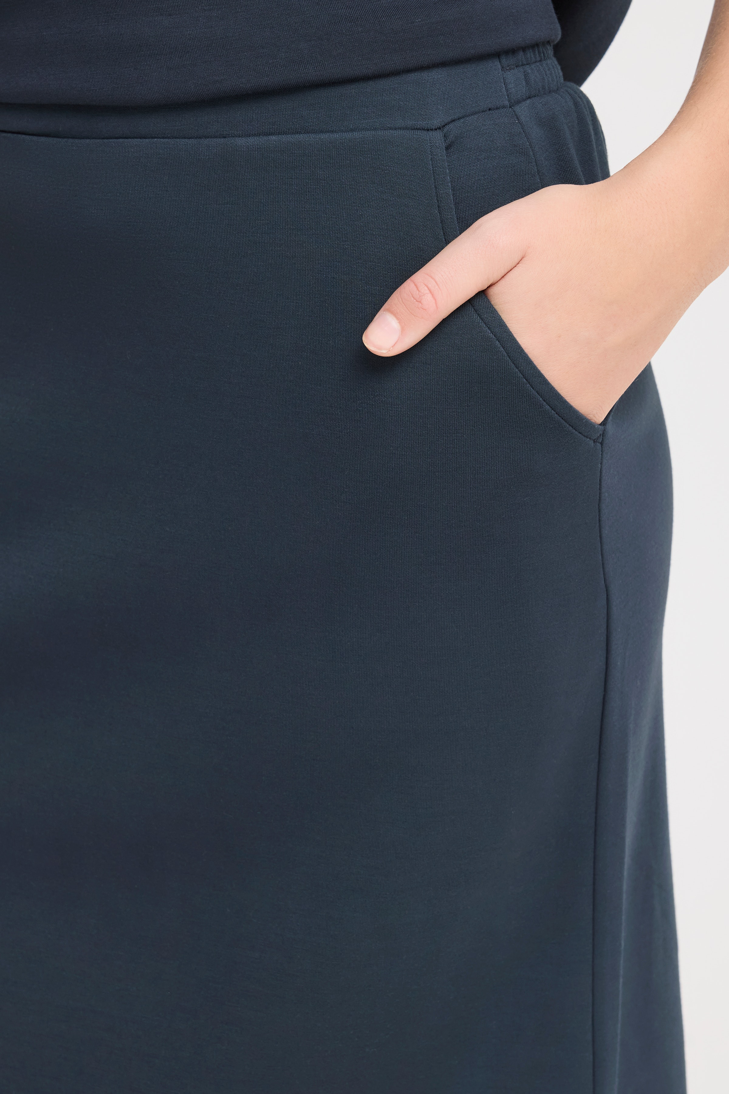 FRAURORA Skjørt LOOKBOOK DETAIL 20615816-193923