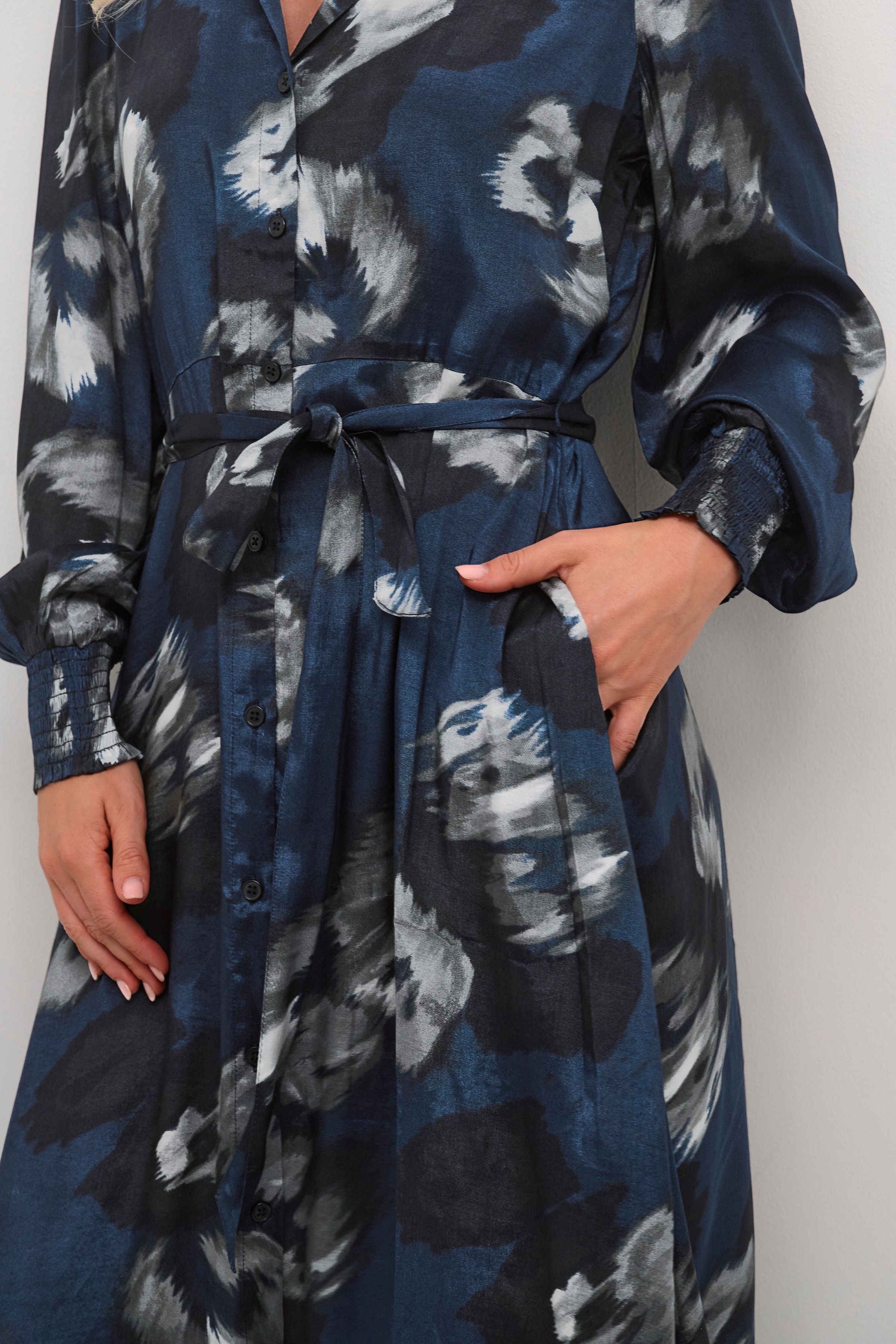 KAlouisa Kjole LOOKBOOK DETAIL 10507970-105456