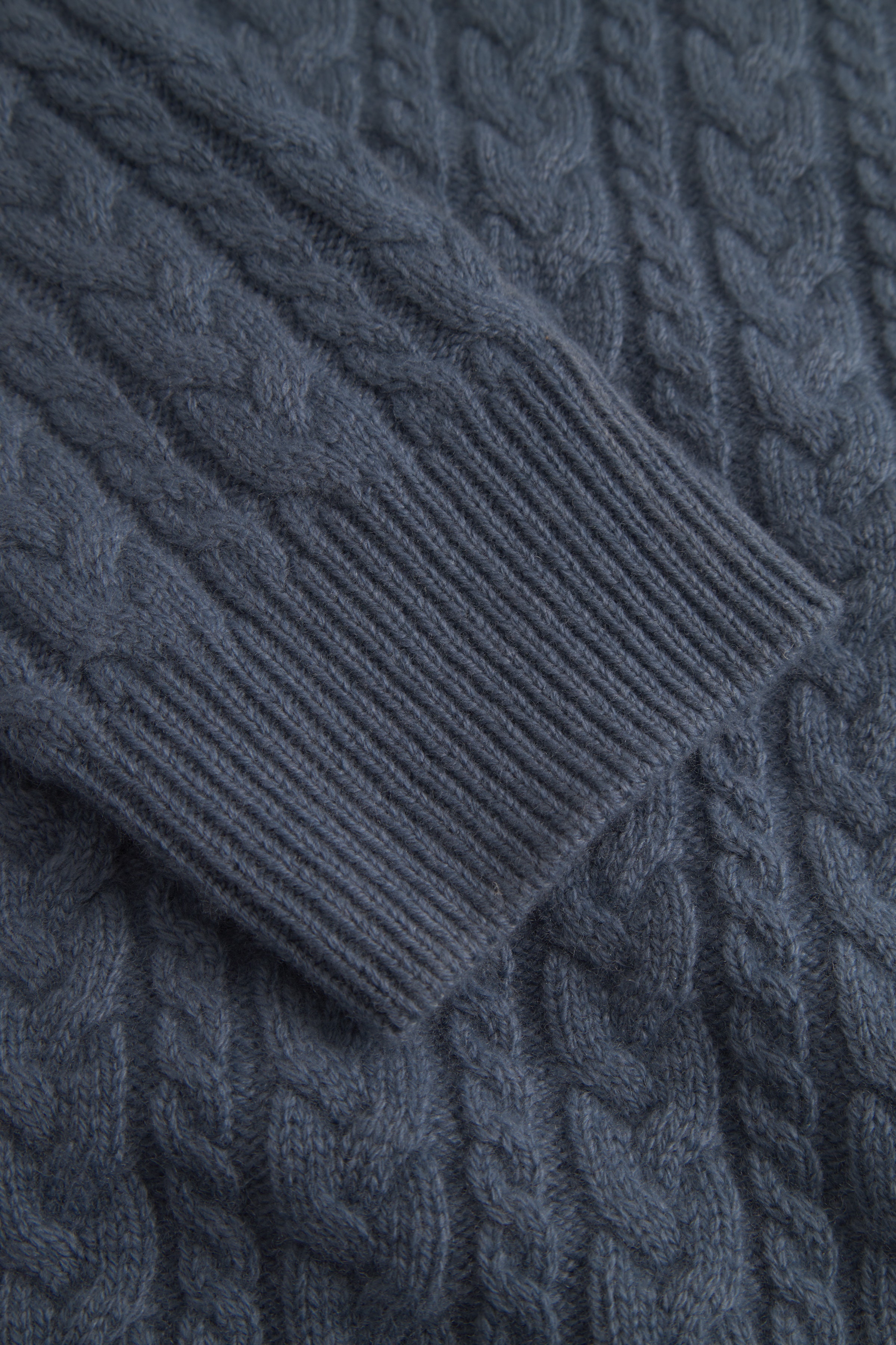WWSteve Pullover PACK DETAIL 30251527-183919