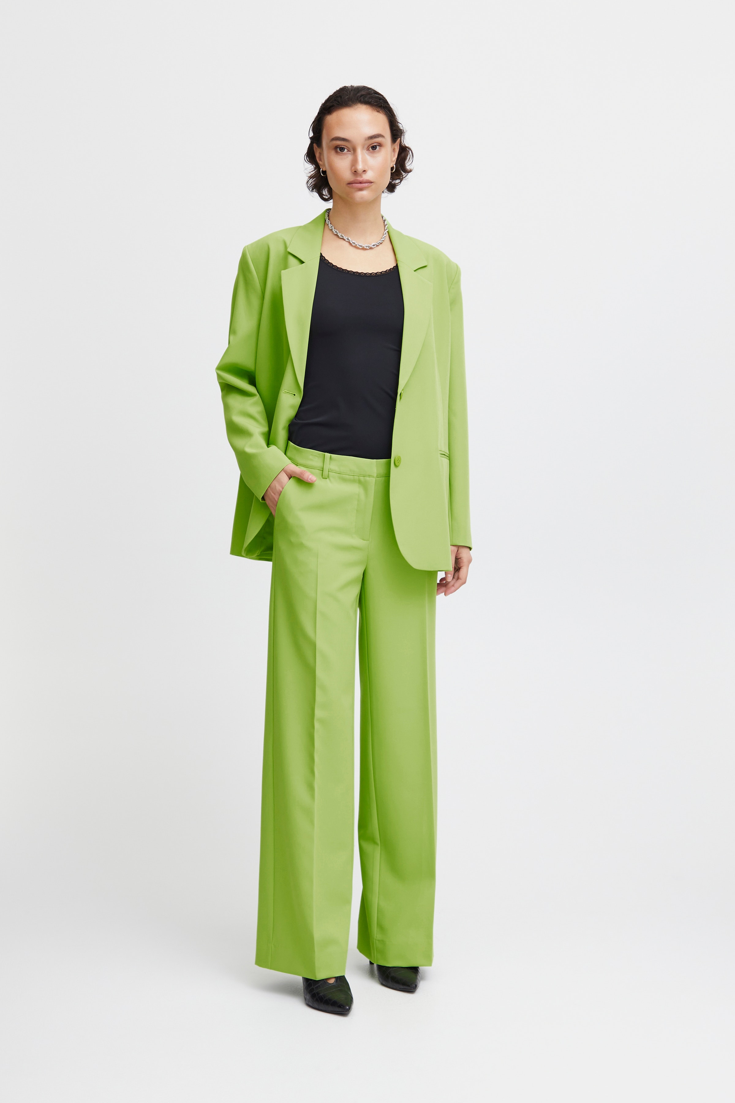 IHLEXI Trousers LOOKBOOK FRONT 20117838-150341