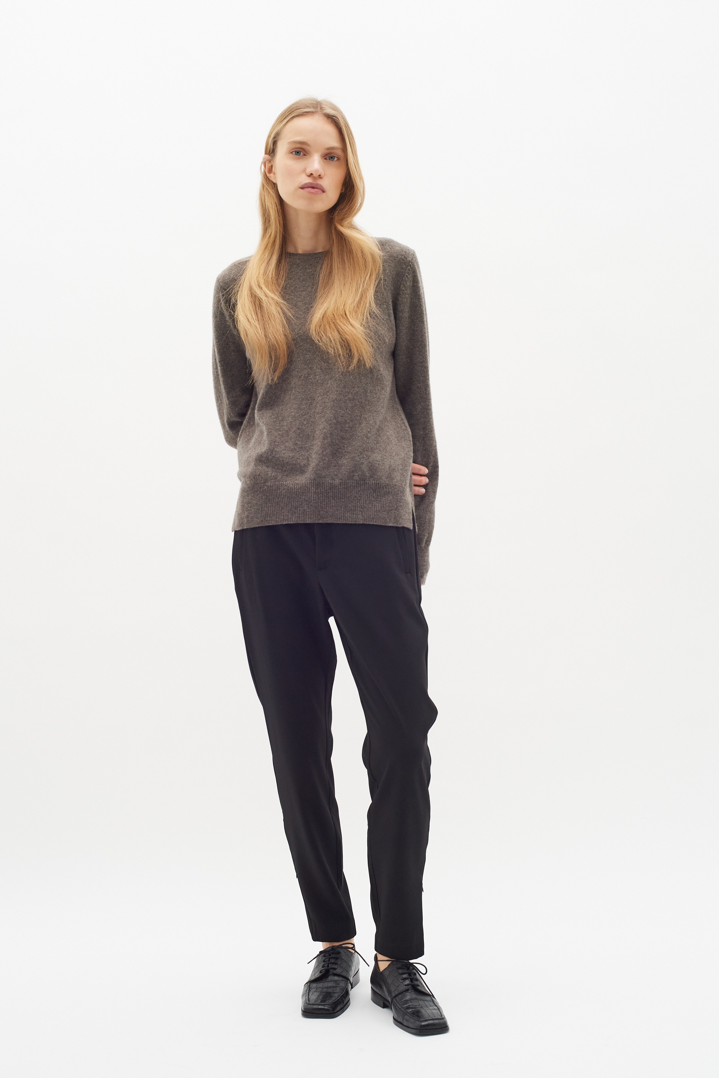Nica Broek LOOKBOOK FRONT 30104179-10050