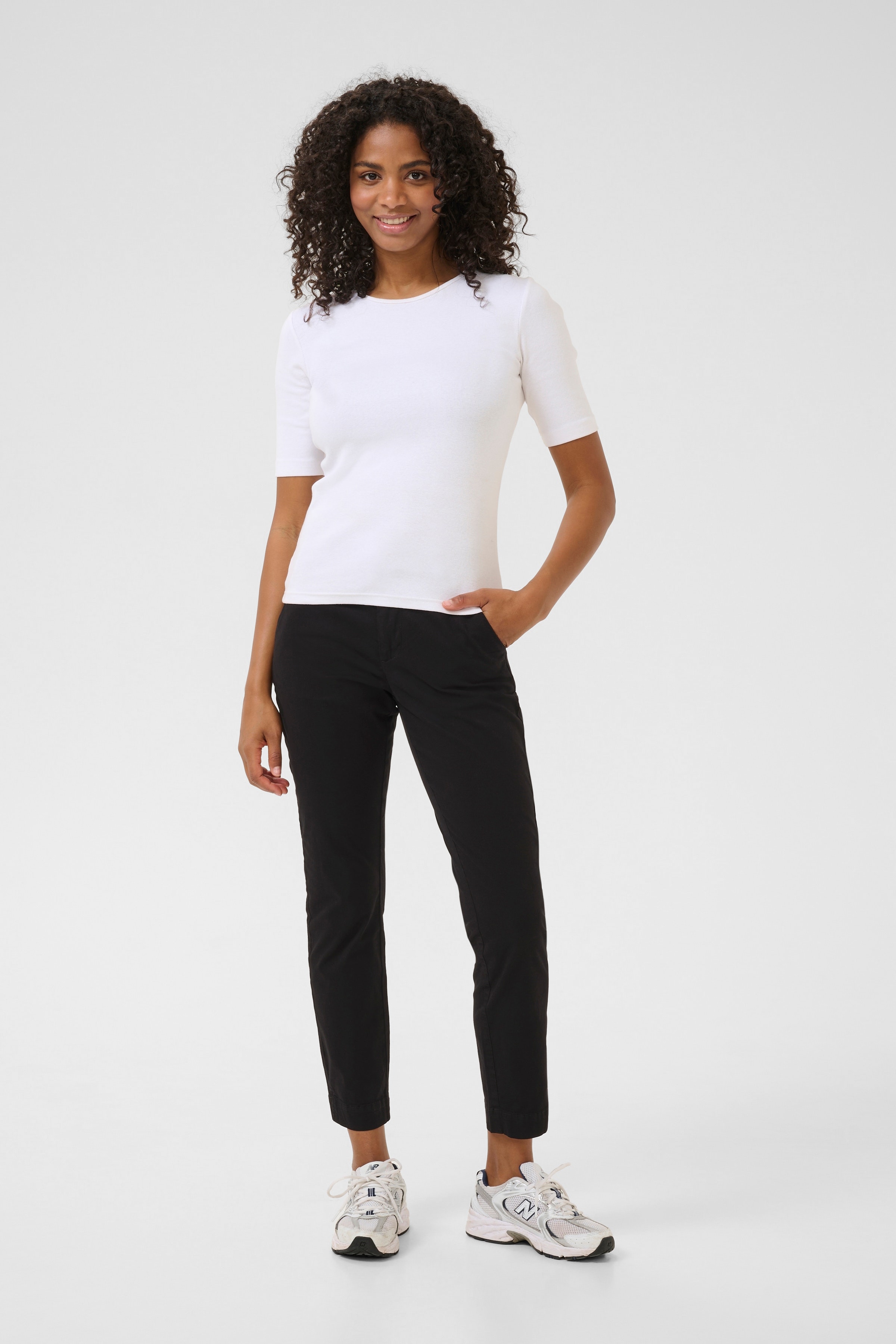 KAmette Bukser LOOKBOOK FRONT 10506121-100121