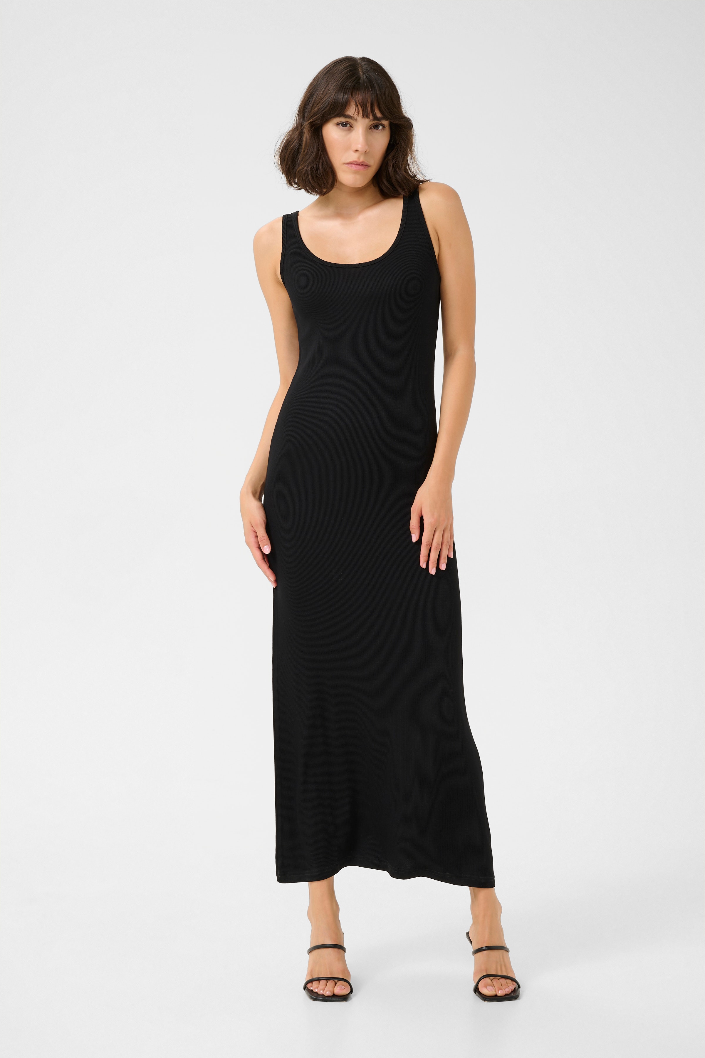 KAcarmin Kjole LOOKBOOK FRONT 10509923-100121
